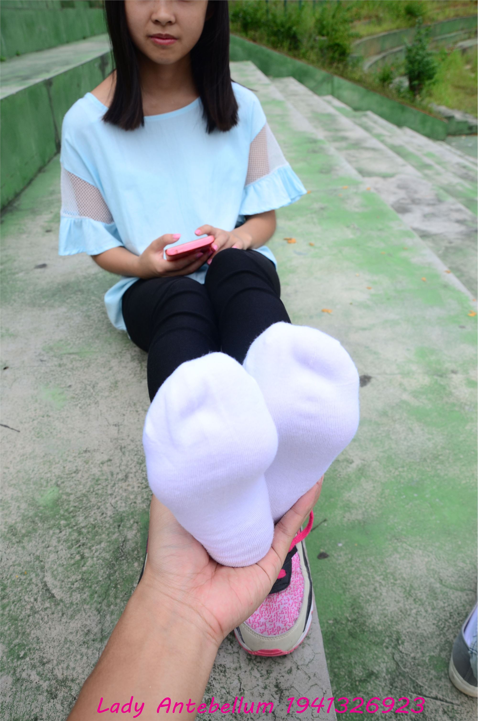 战前女神  恋足美腿棉袜女神级摄影套图 045