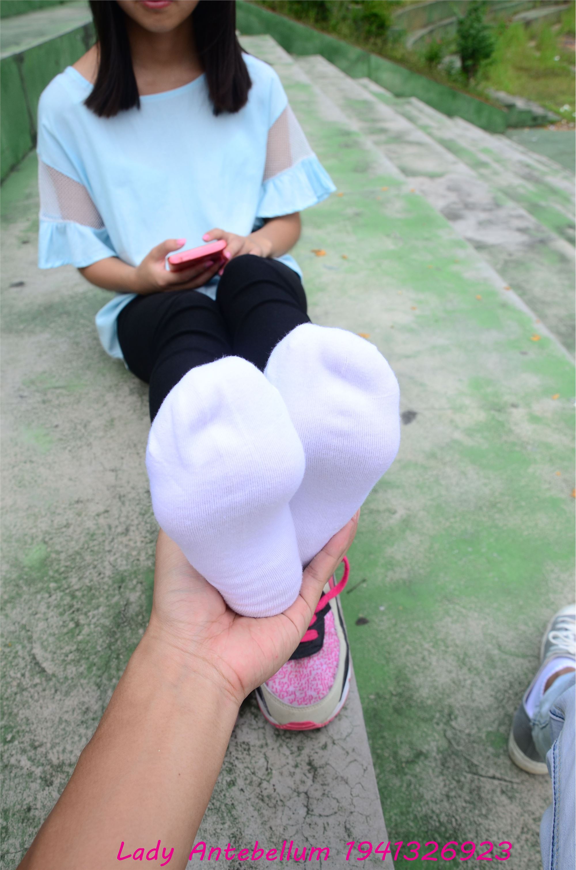 战前女神  恋足美腿棉袜女神级摄影套图 045