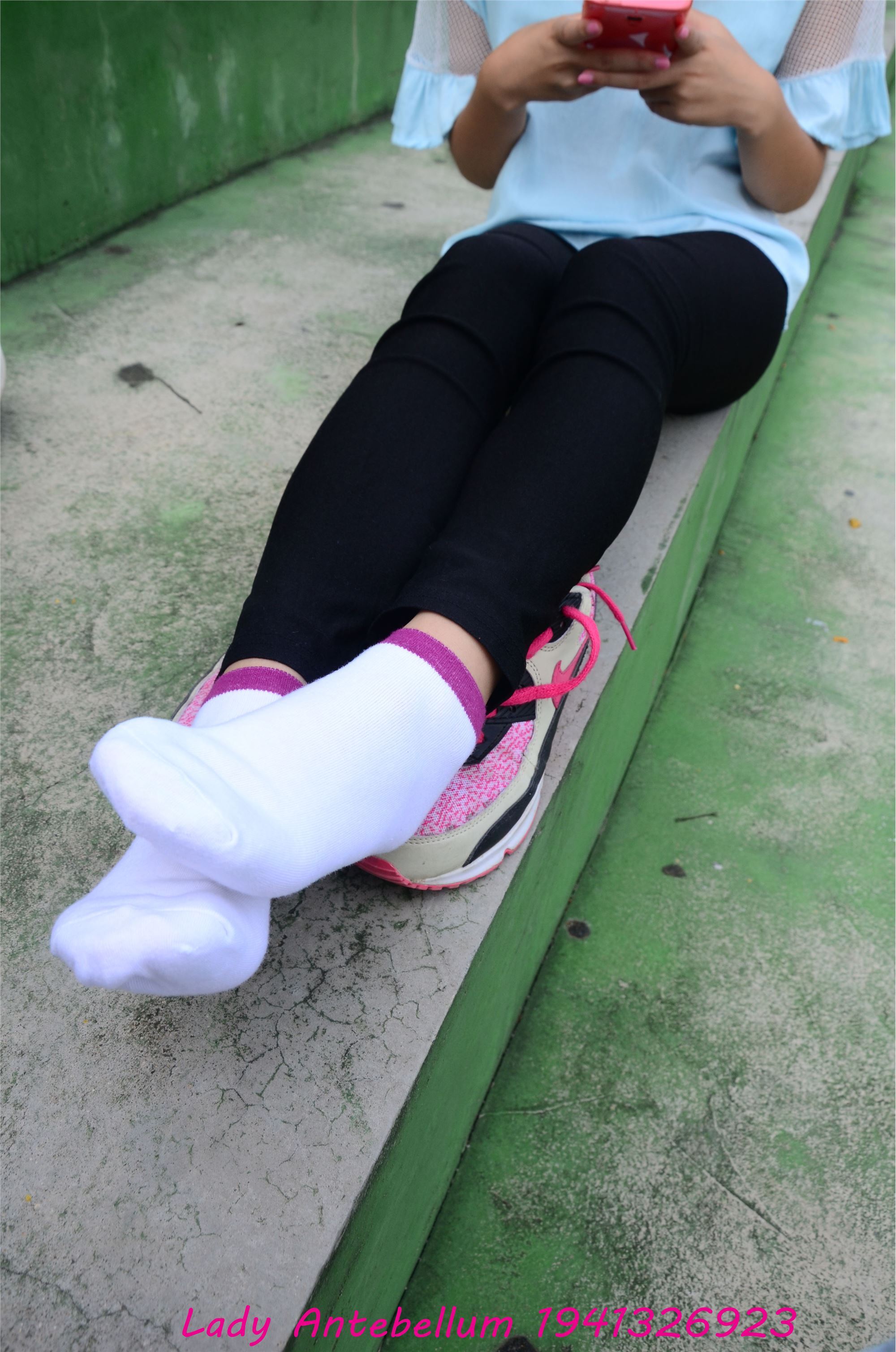 战前女神  恋足美腿棉袜女神级摄影套图 045