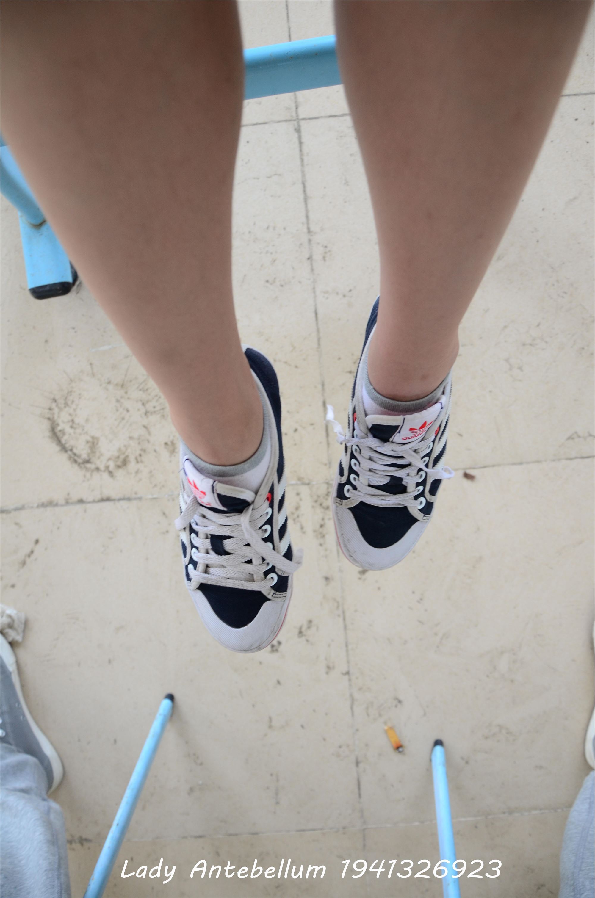 战前女神  恋足美腿棉袜女神级摄影套图 046