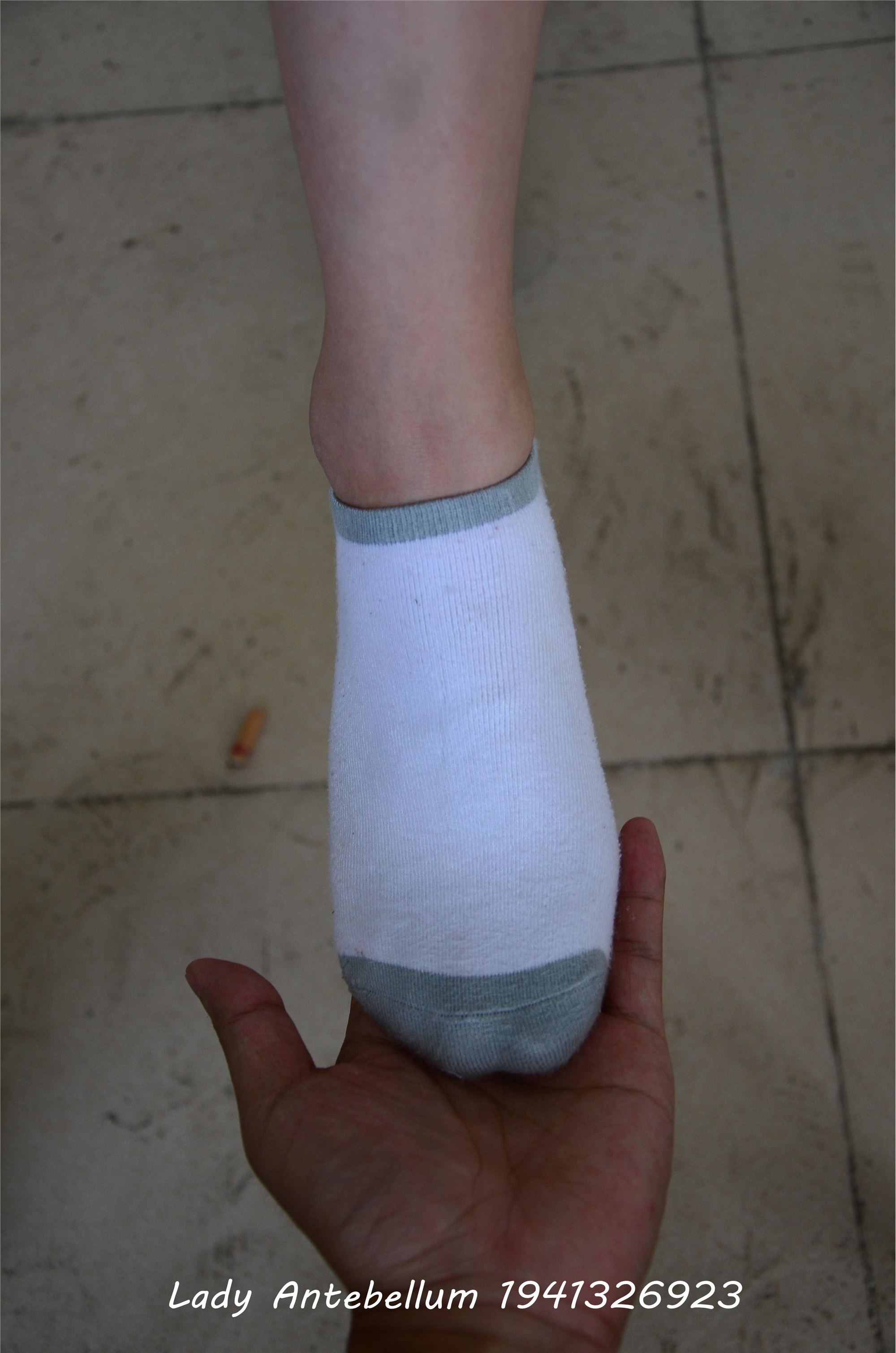 战前女神  恋足美腿棉袜女神级摄影套图 046