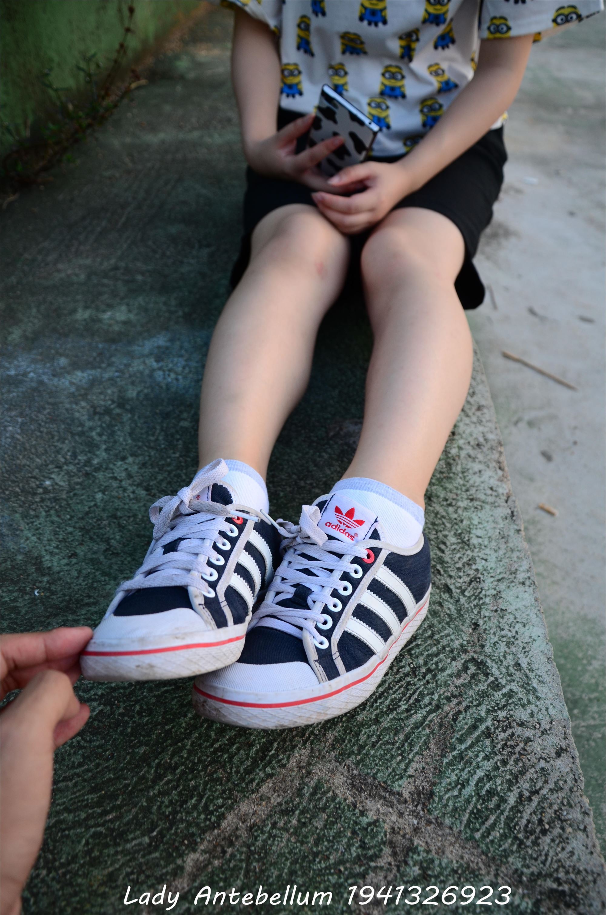 战前女神  恋足美腿棉袜女神级摄影套图 047