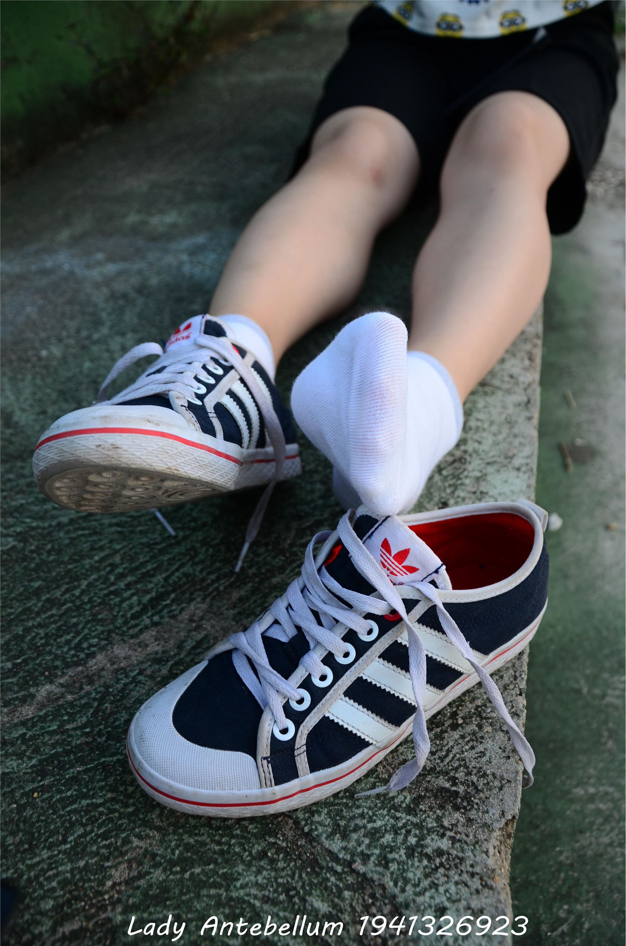 战前女神  恋足美腿棉袜女神级摄影套图 047