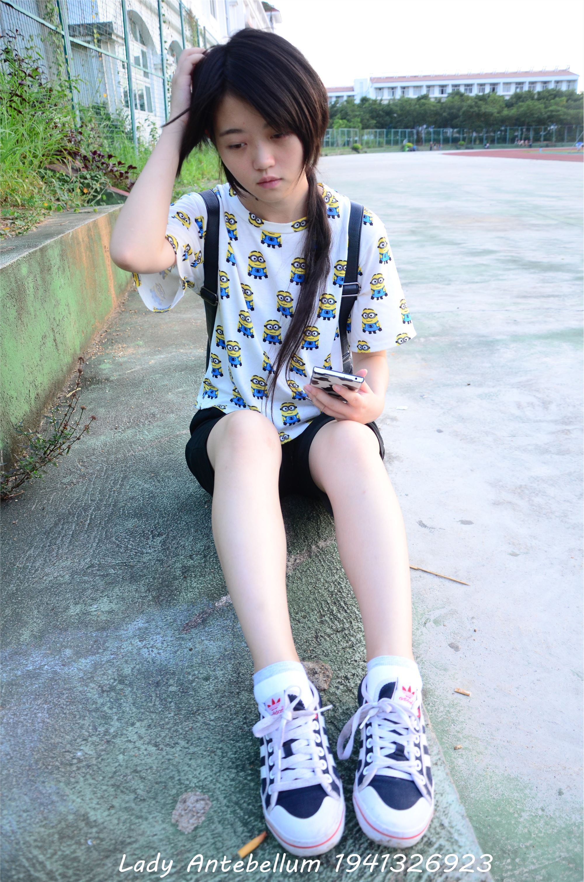 战前女神  恋足美腿棉袜女神级摄影套图 047