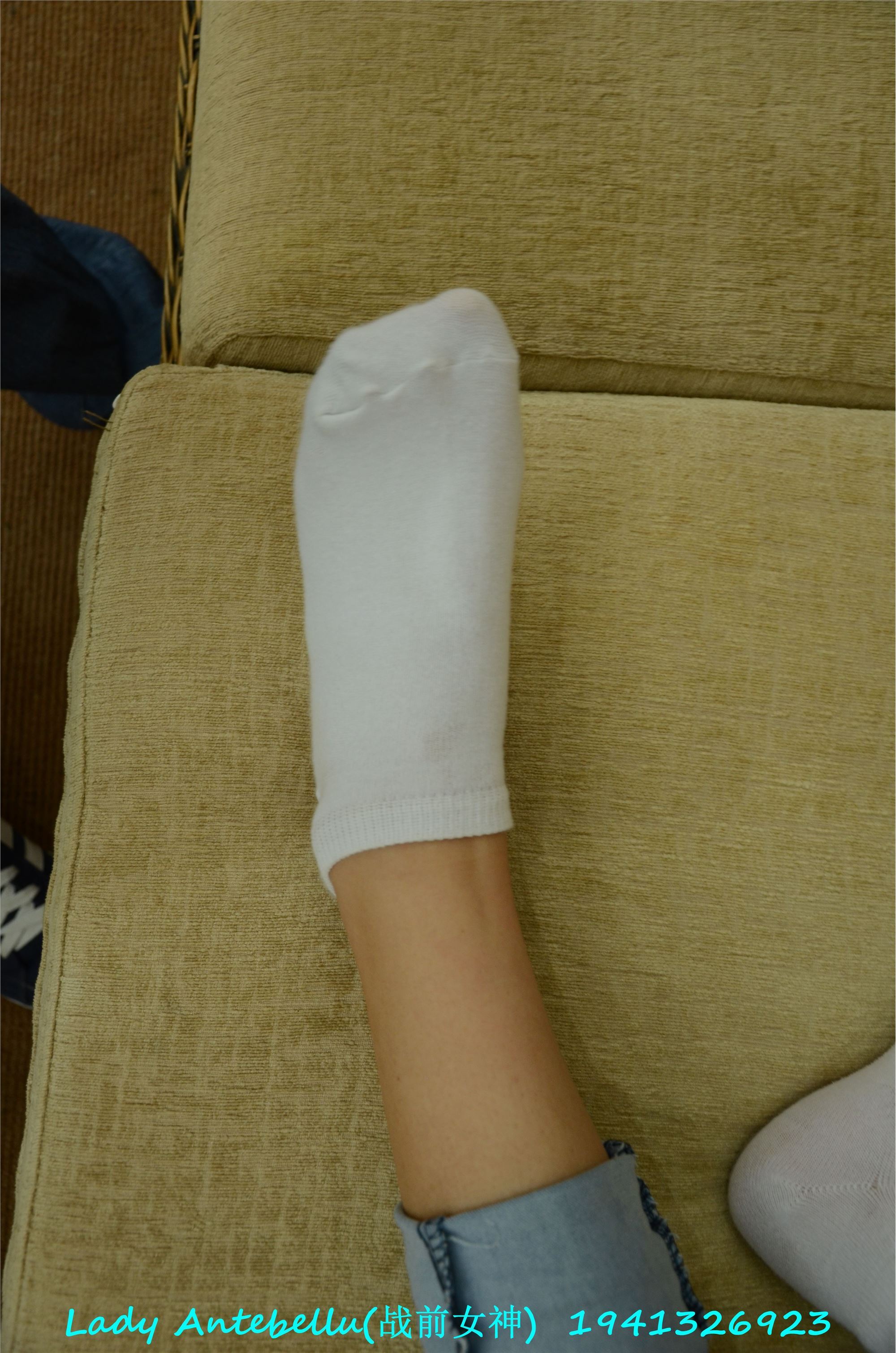 战前女神  恋足美腿棉袜女神级摄影套图 049