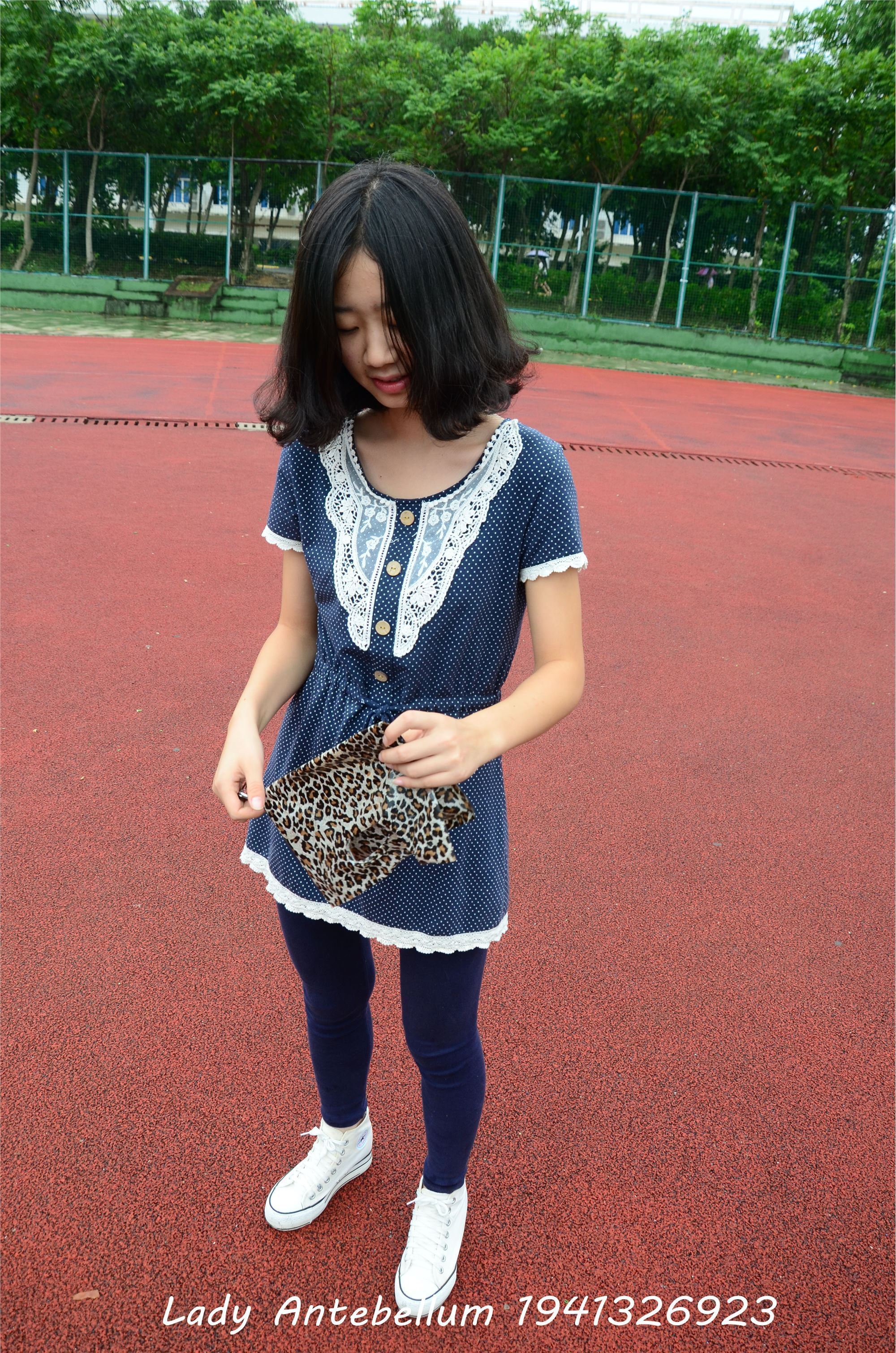 战前女神  恋足美腿棉袜女神级摄影套图 050