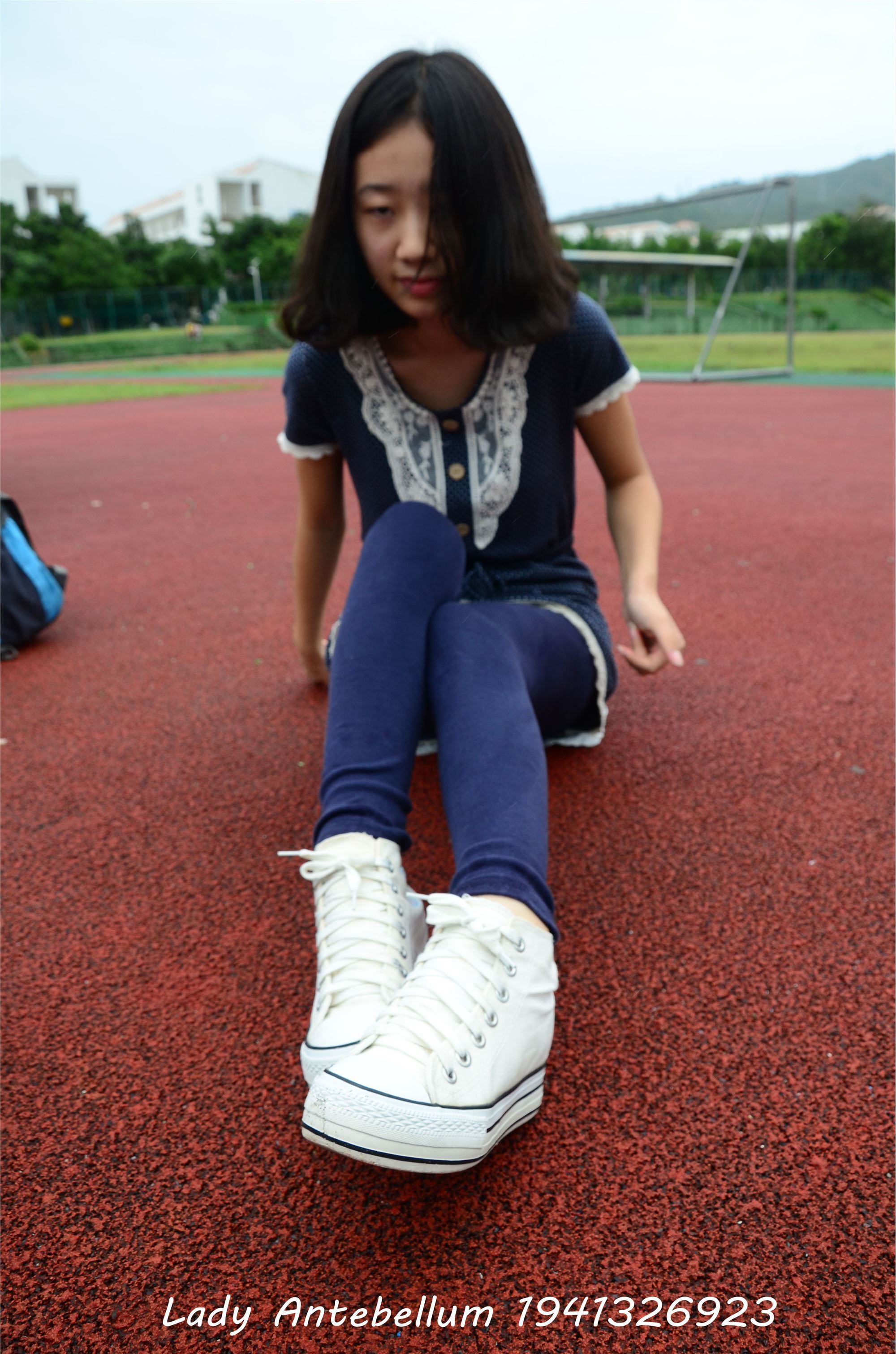 战前女神  恋足美腿棉袜女神级摄影套图 050