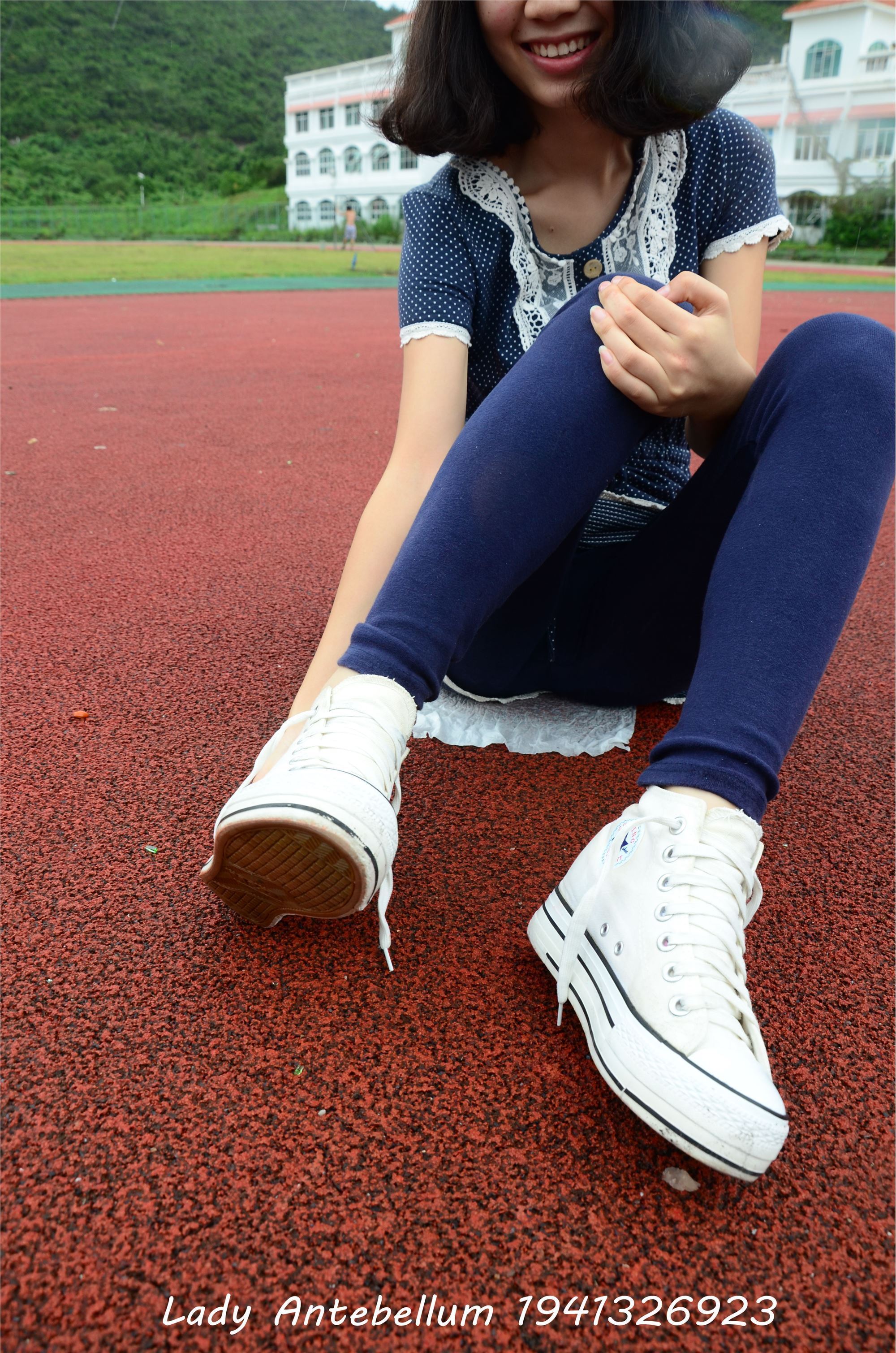 战前女神  恋足美腿棉袜女神级摄影套图 050