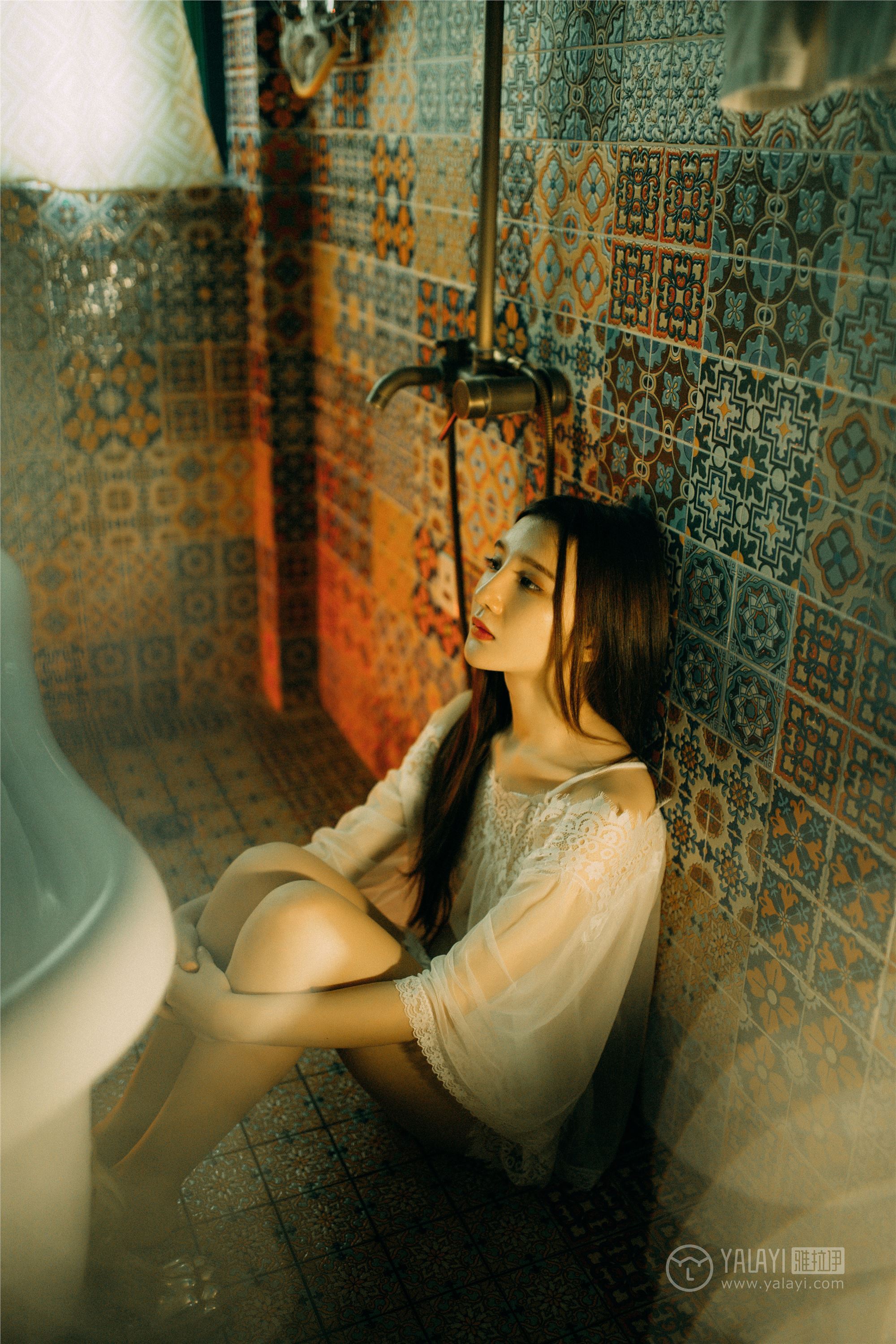 YALAYI 雅拉伊 2019.01.21 No.171 玫瑰 刘潇潇