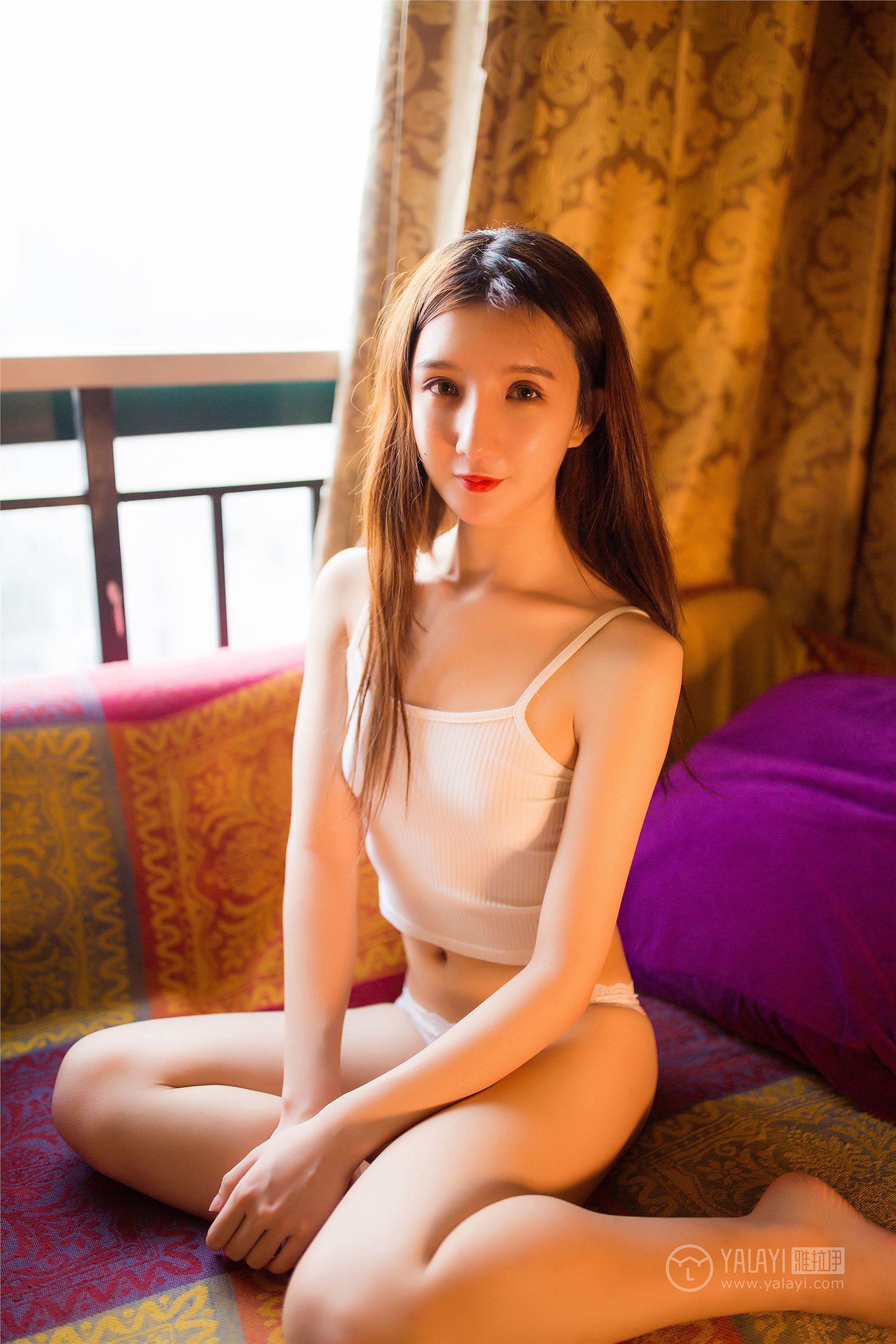 YALAYI 雅拉伊 2019.01.21 No.171 玫瑰 刘潇潇