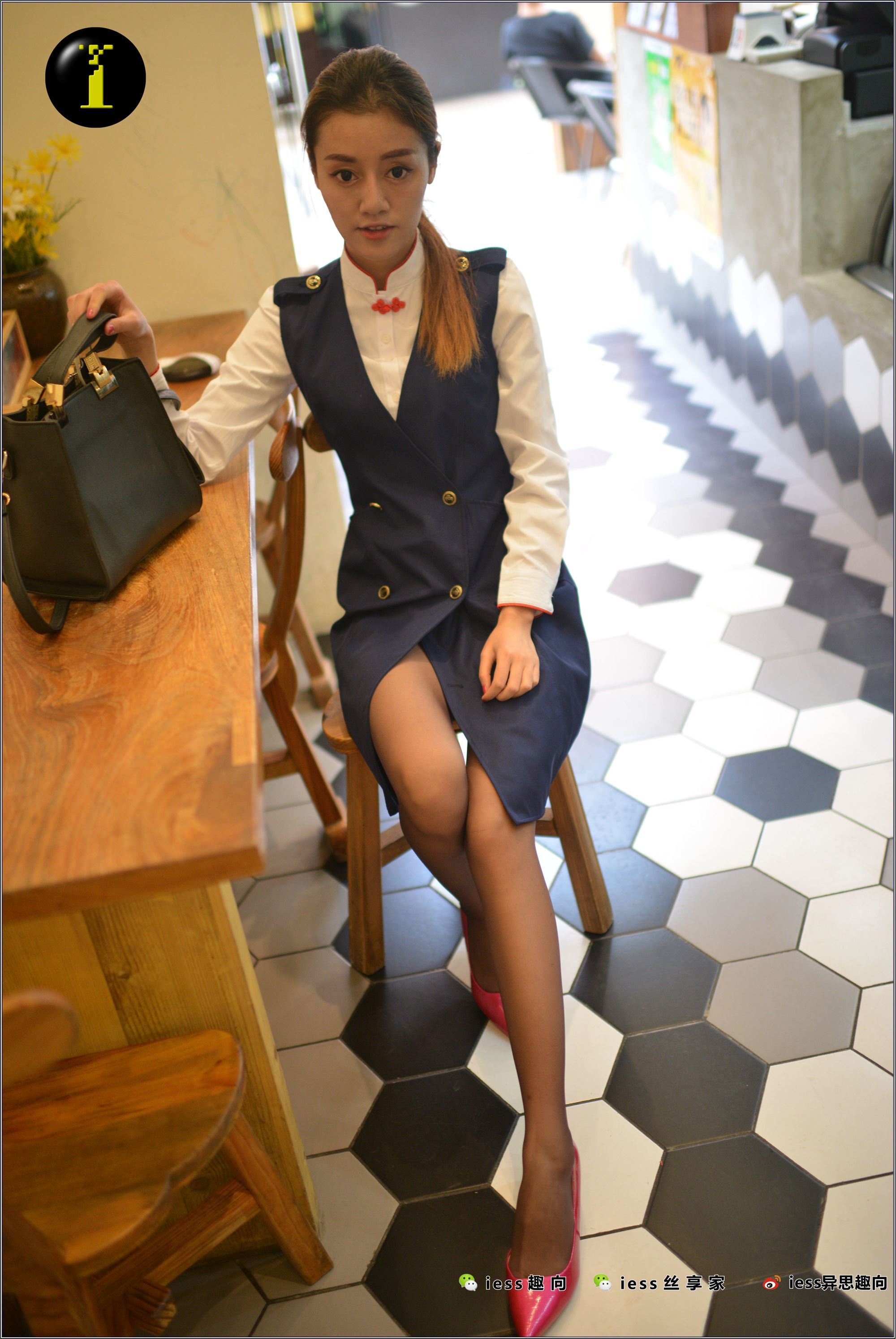[IESS异思趣向] 普惠集 032 晶晶 – 路遇晶姐黑丝