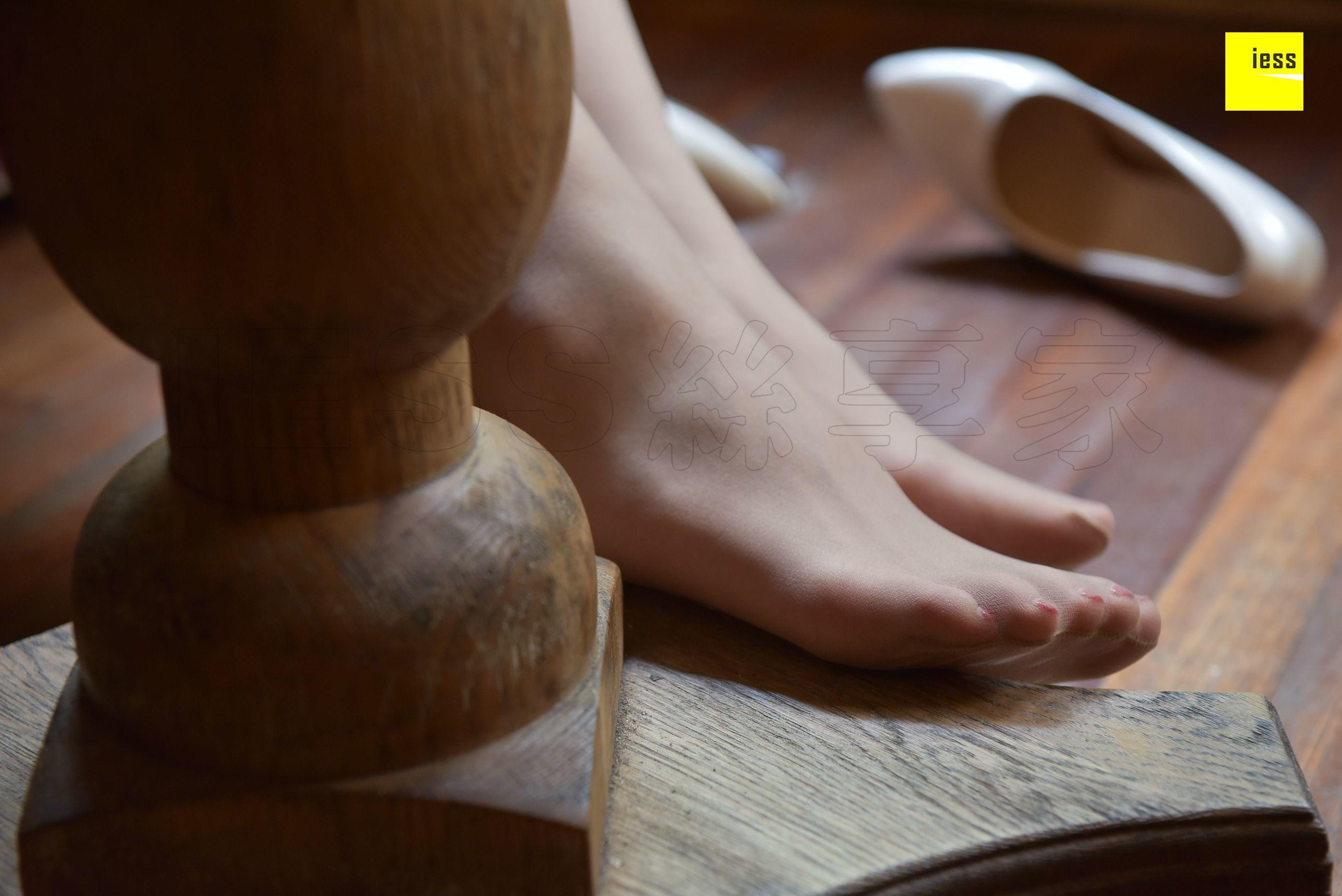 IESS异思趣向  2018.05.23 丝享家238：《花裙硅胶防滑Ⅱ》七七