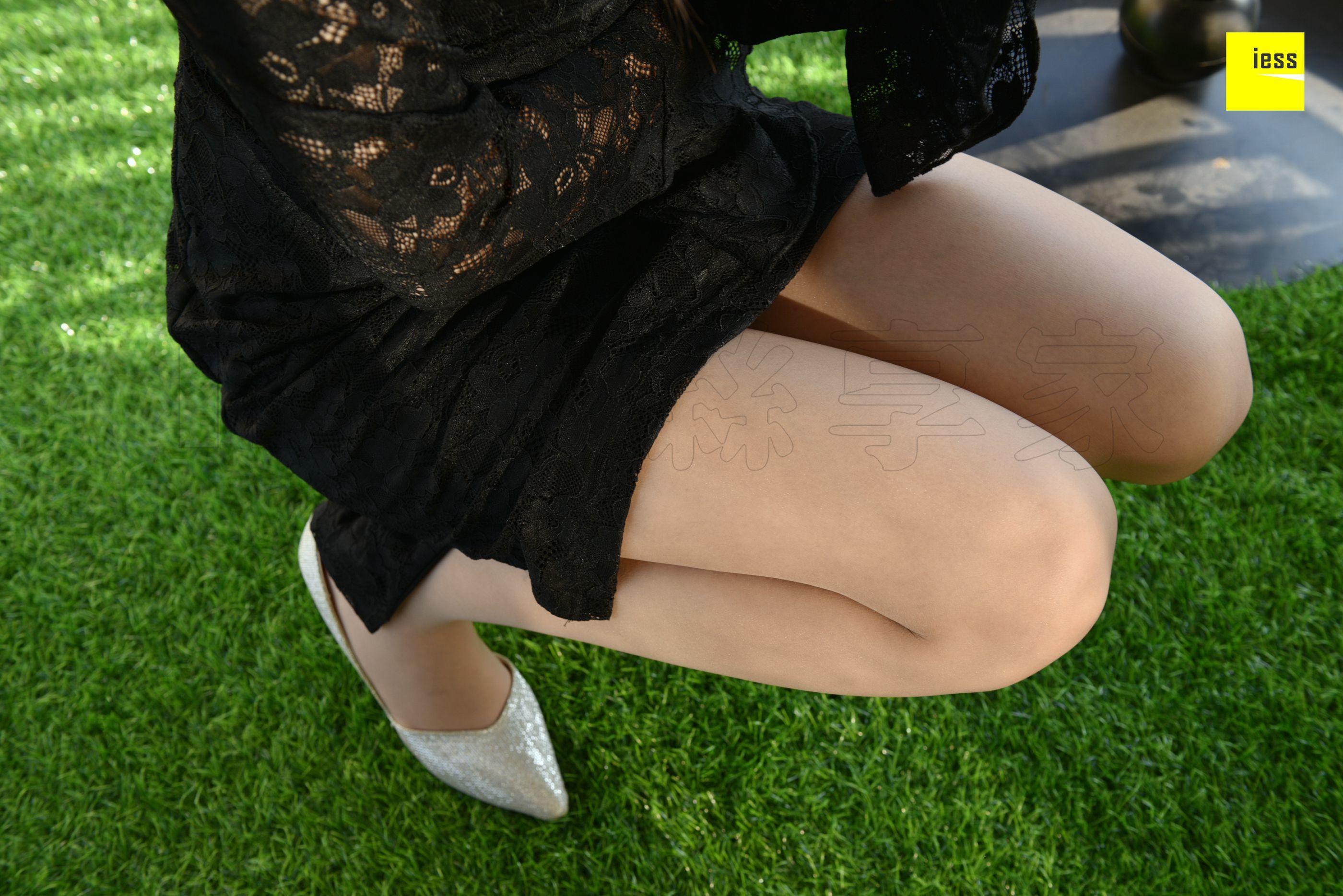 IESS异思趣向  2018.05.27 丝享家241：《性感侧空银色高跟》七七