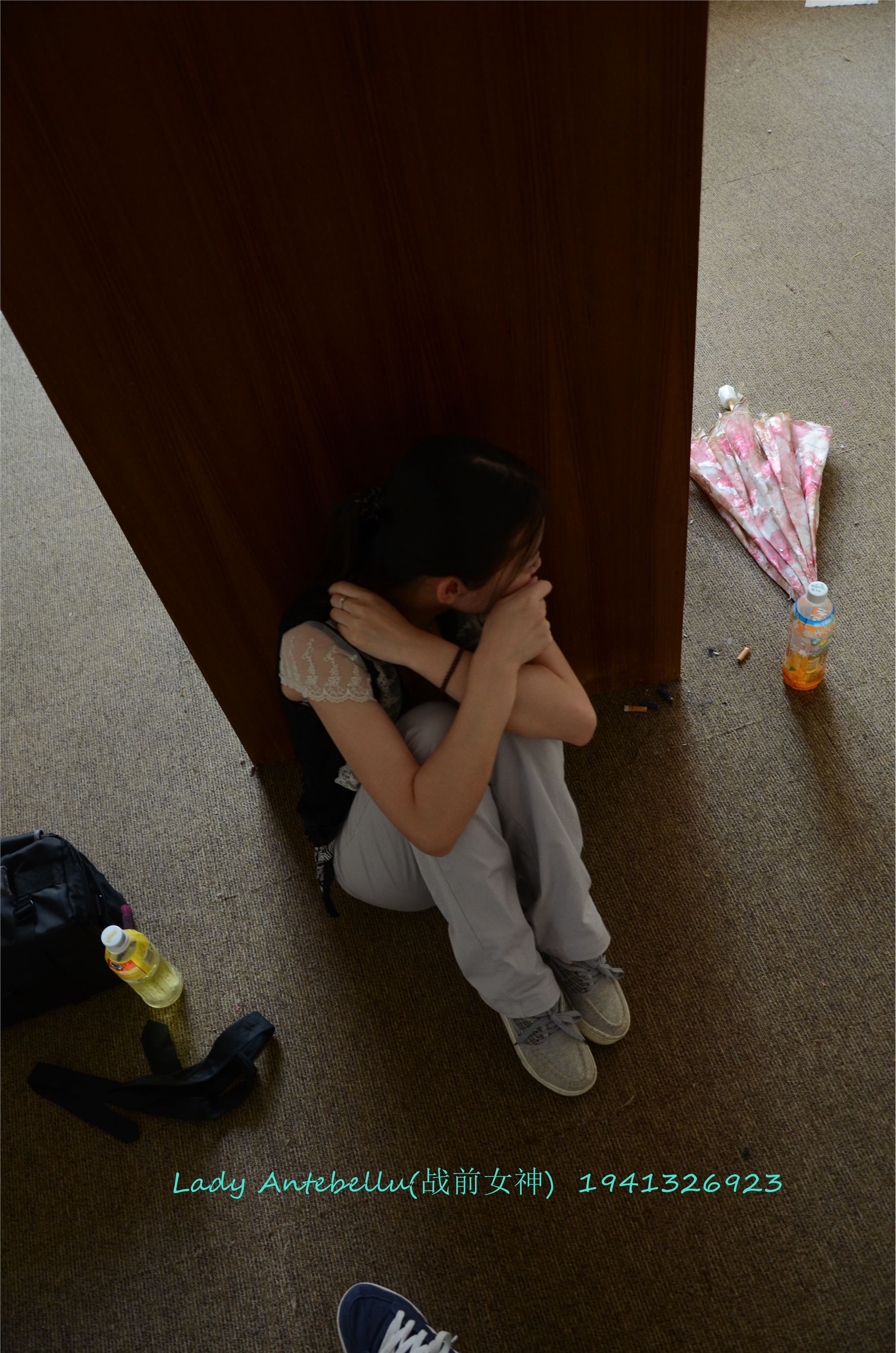 战前女神  恋足美腿棉袜女神级摄影套图 055