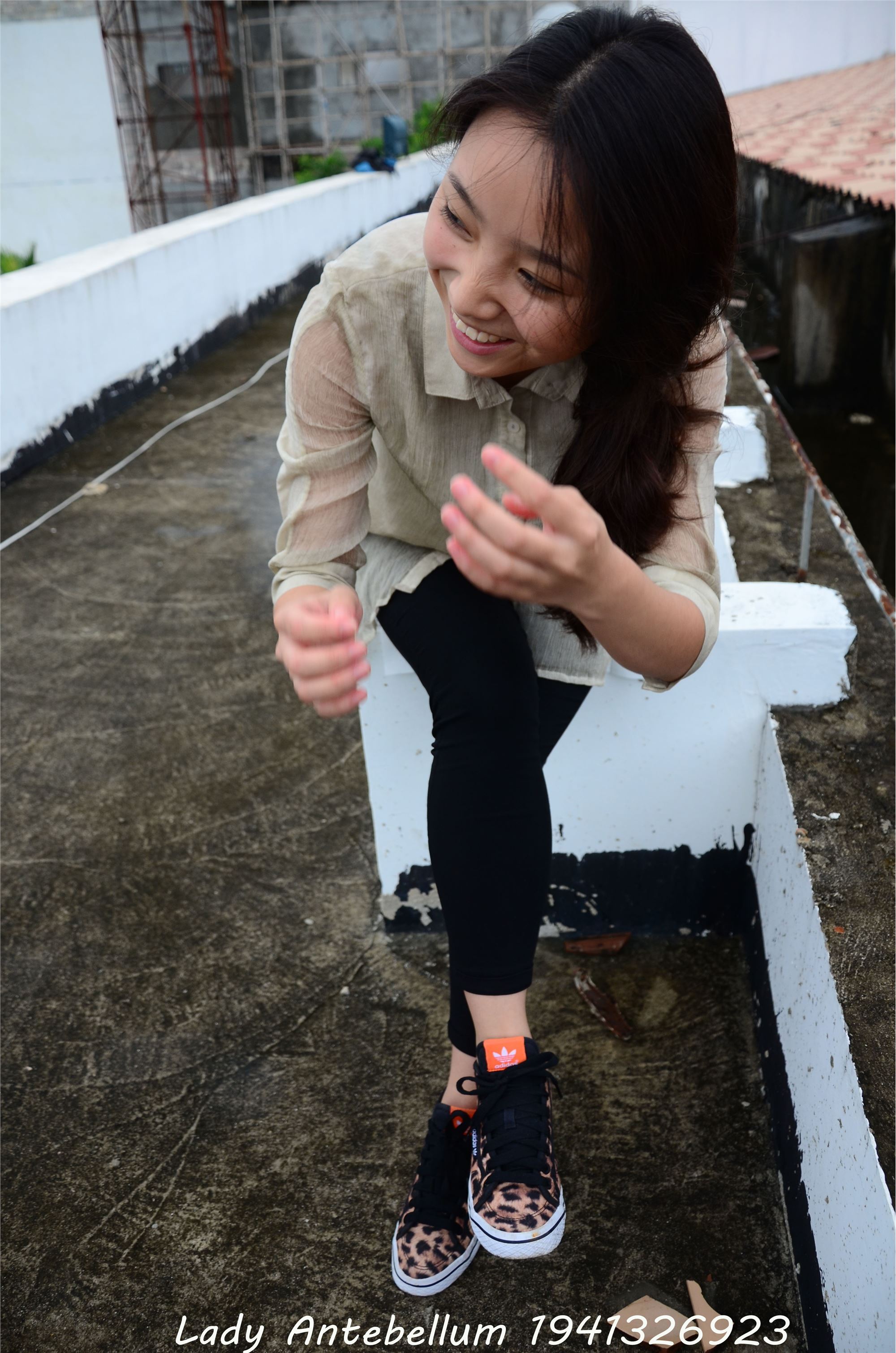 战前女神  恋足美腿棉袜女神级摄影套图 051