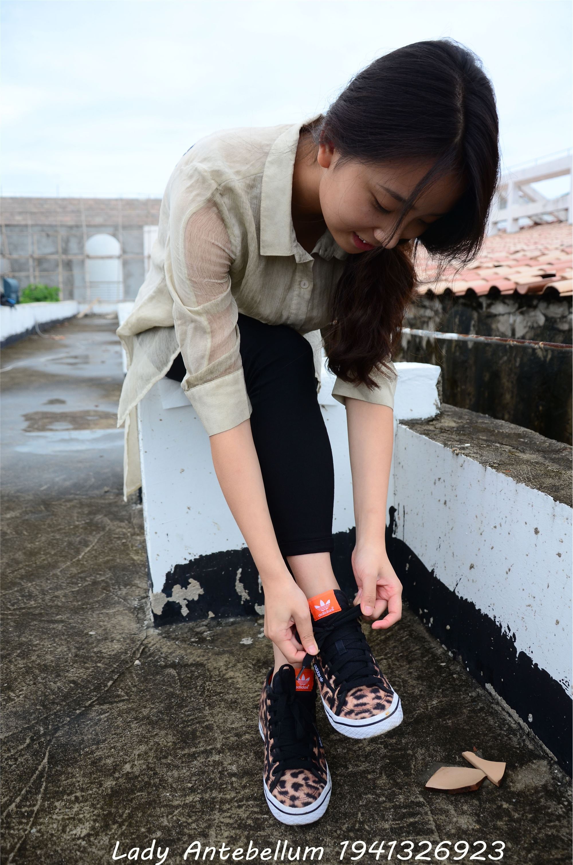 战前女神  恋足美腿棉袜女神级摄影套图 051