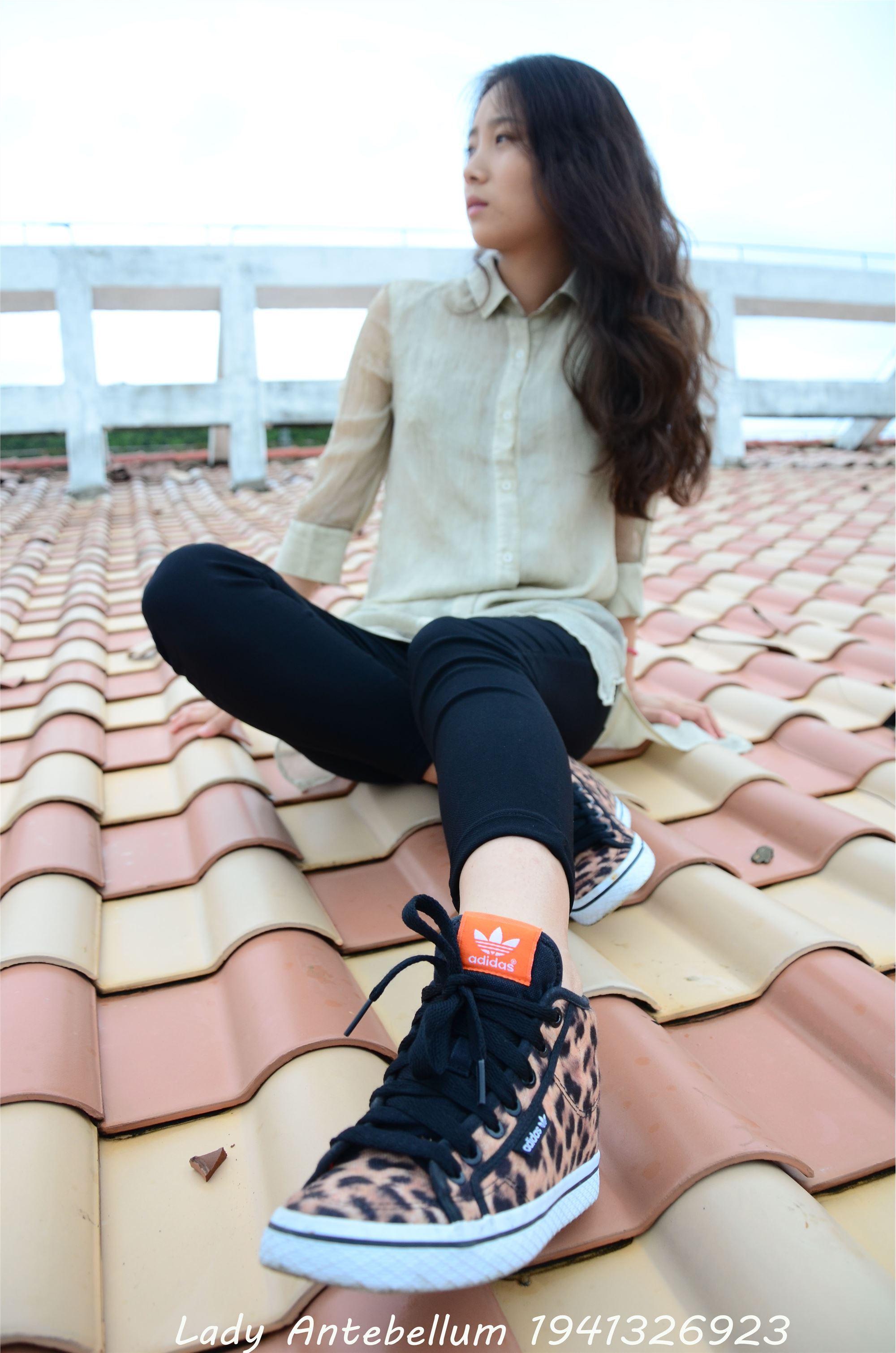 战前女神  恋足美腿棉袜女神级摄影套图 051