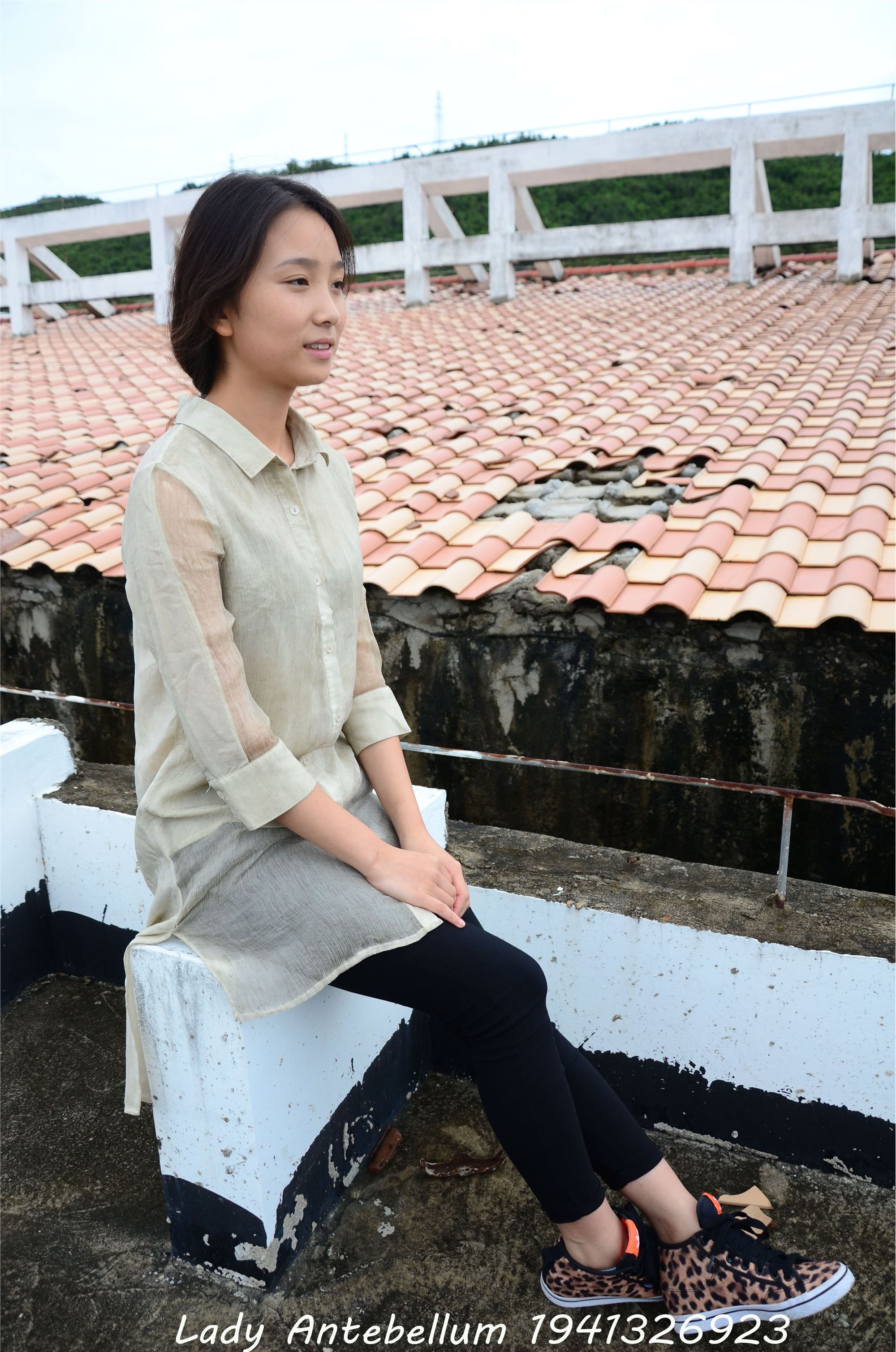 战前女神  恋足美腿棉袜女神级摄影套图 051