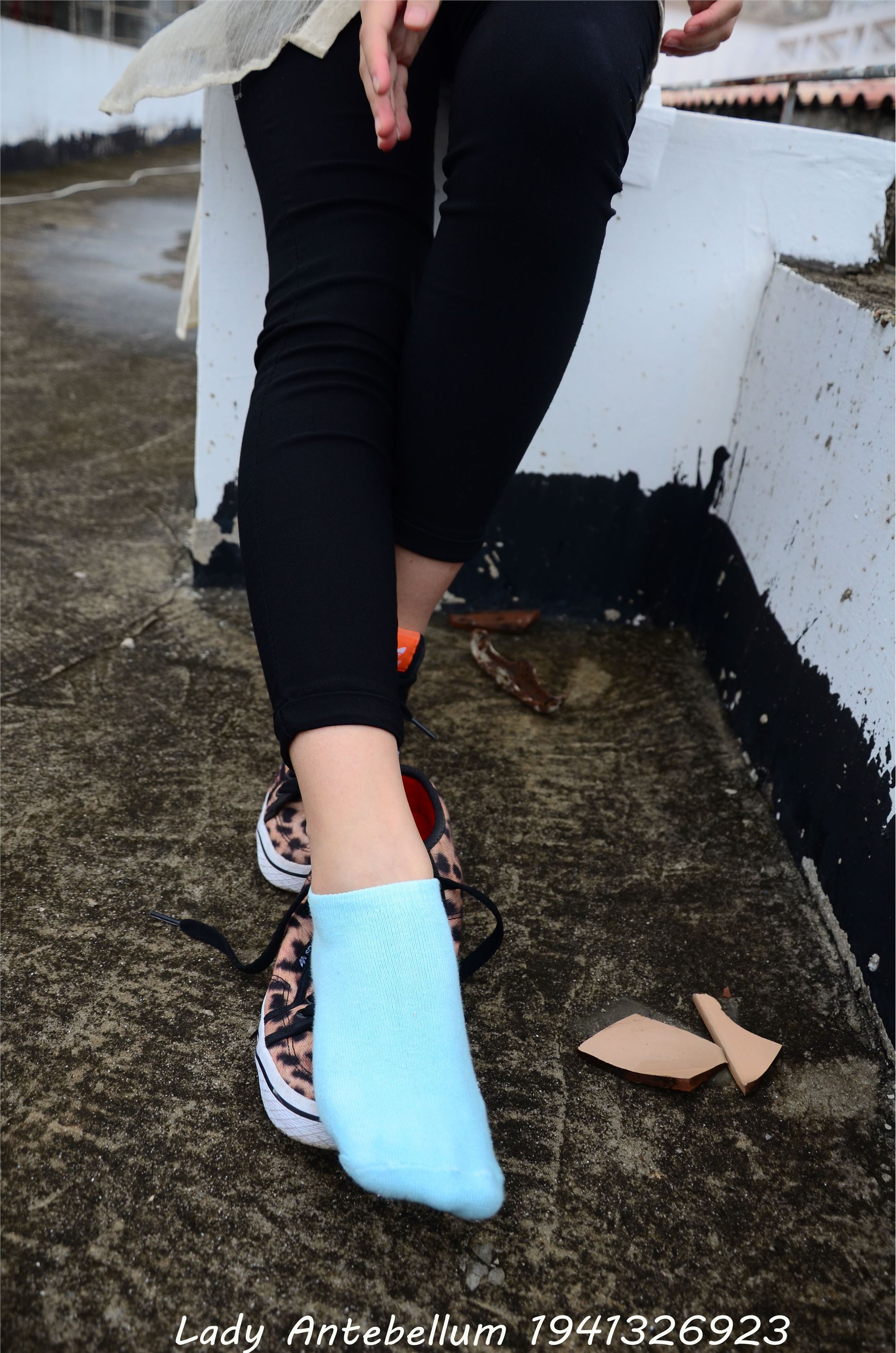 战前女神  恋足美腿棉袜女神级摄影套图 051