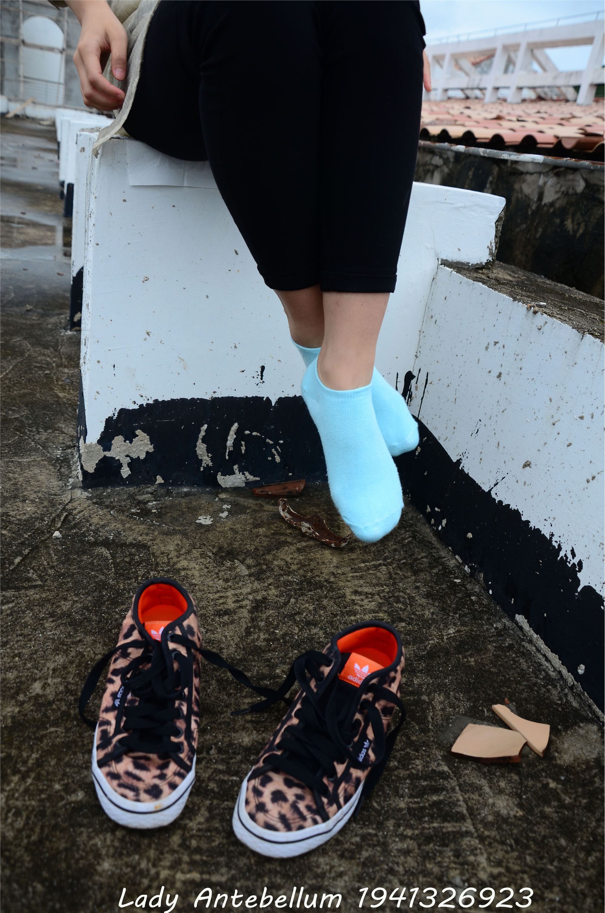 战前女神  恋足美腿棉袜女神级摄影套图 051