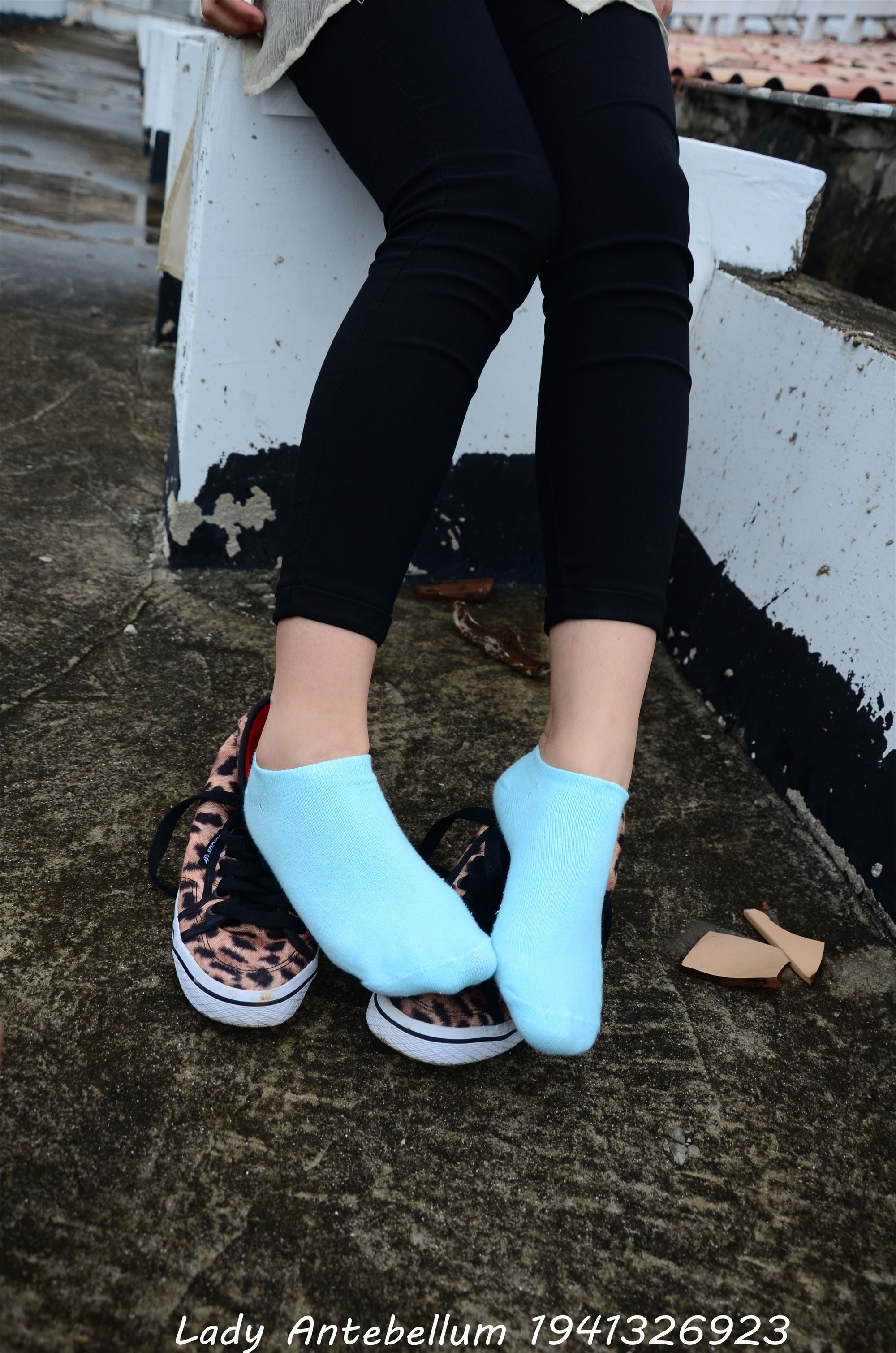 战前女神  恋足美腿棉袜女神级摄影套图 051