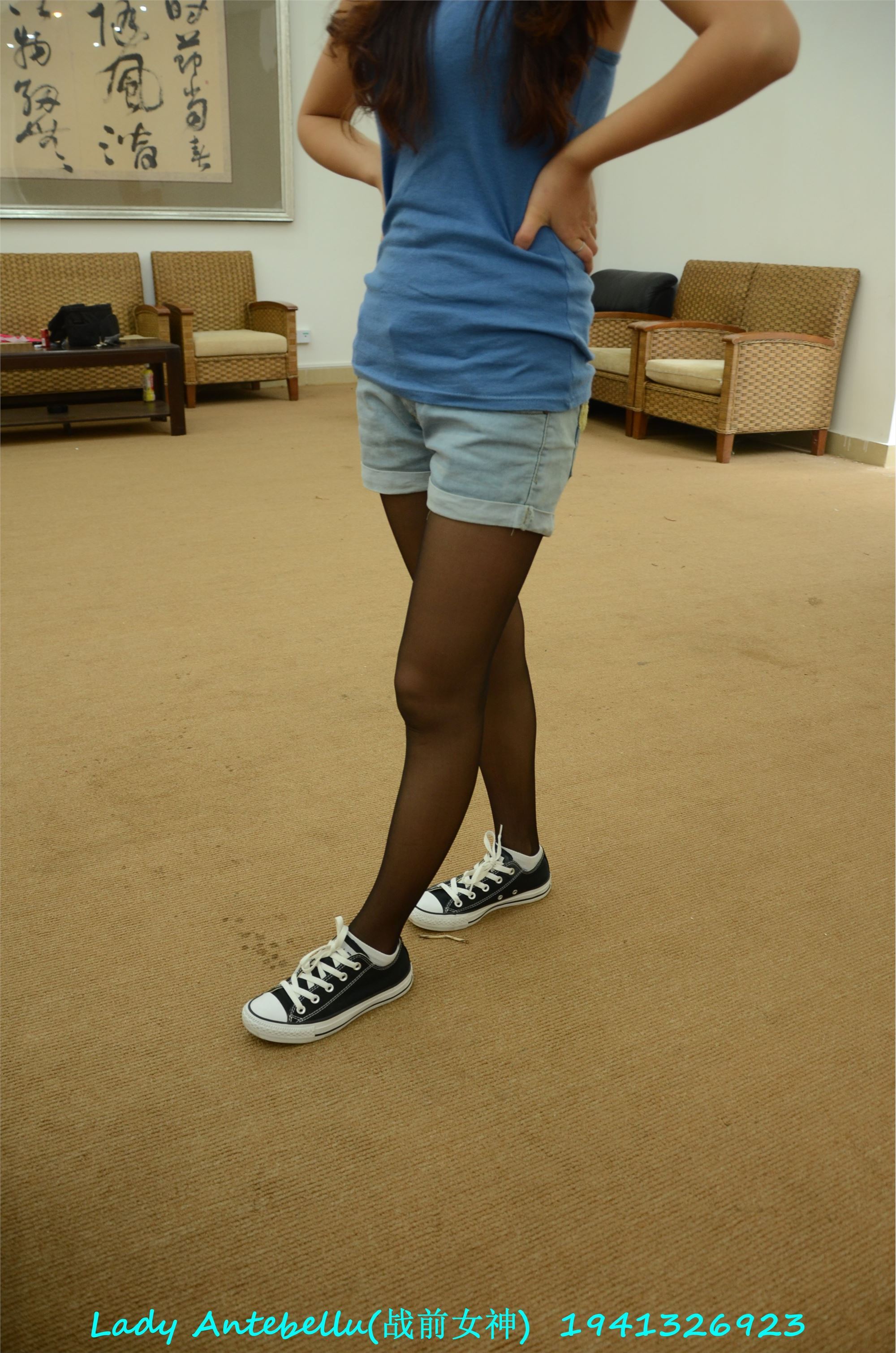 战前女神  恋足美腿棉袜女神级摄影套图 053