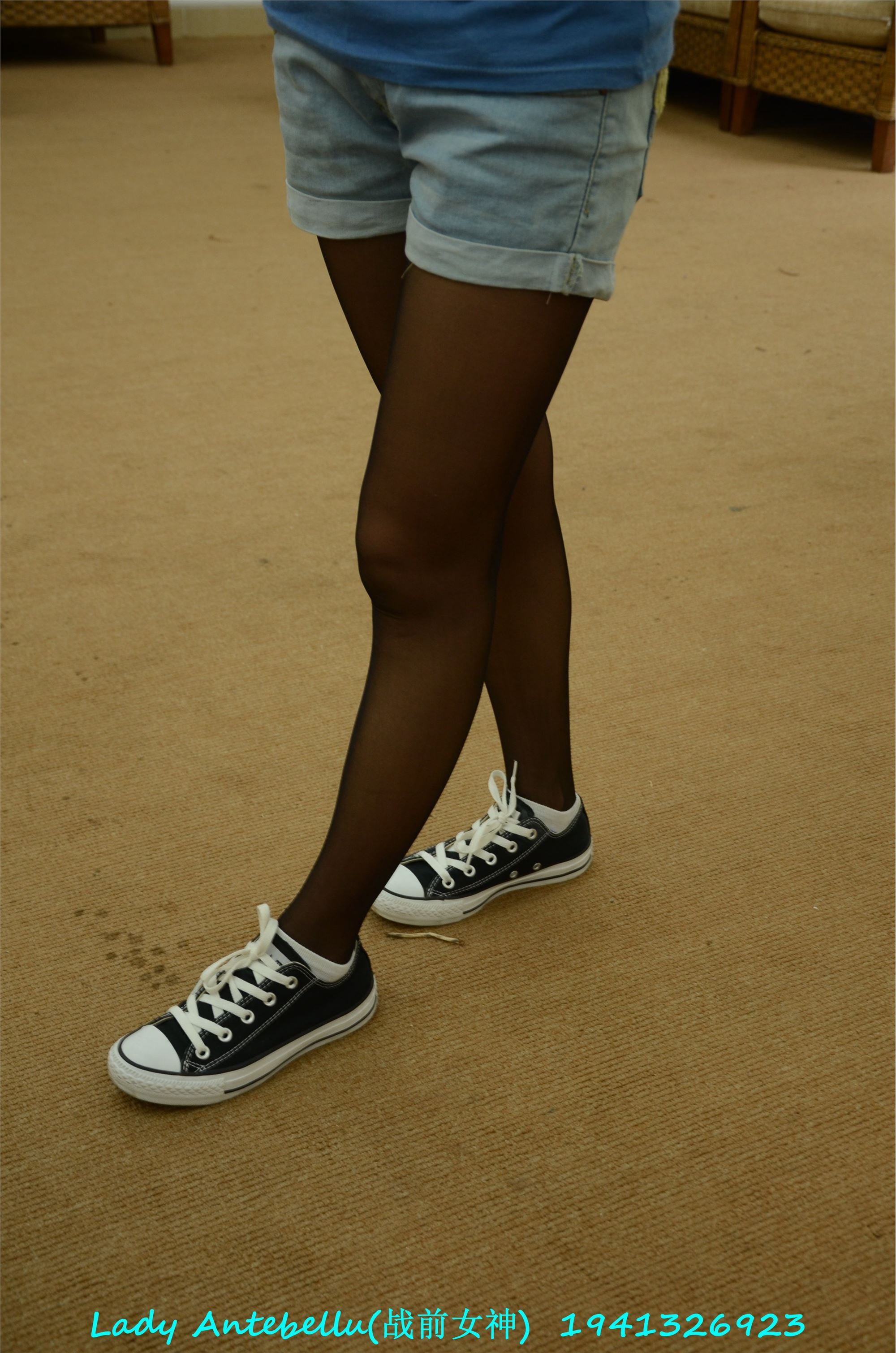 战前女神  恋足美腿棉袜女神级摄影套图 053