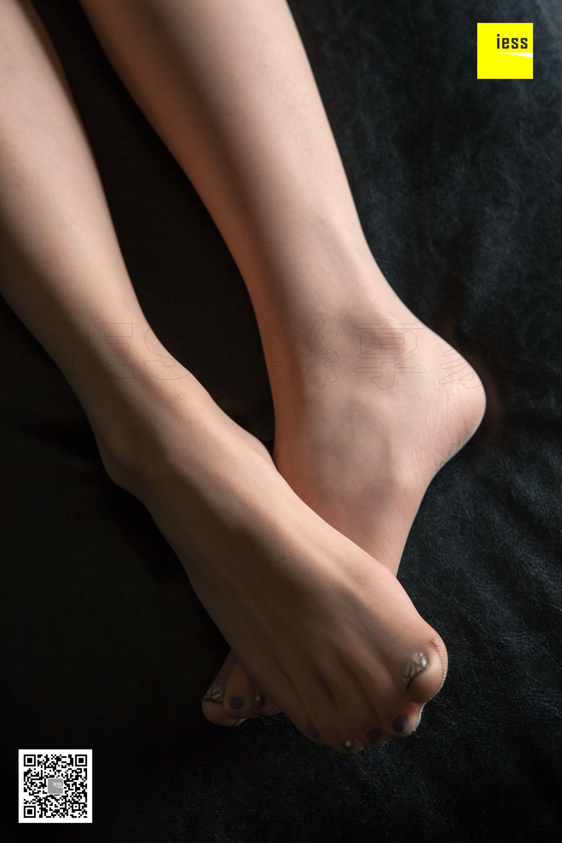 IESS异思趣向  2018.05.31 丝享家244：《辣妈破洞的肉丝脚底》辣妈君君