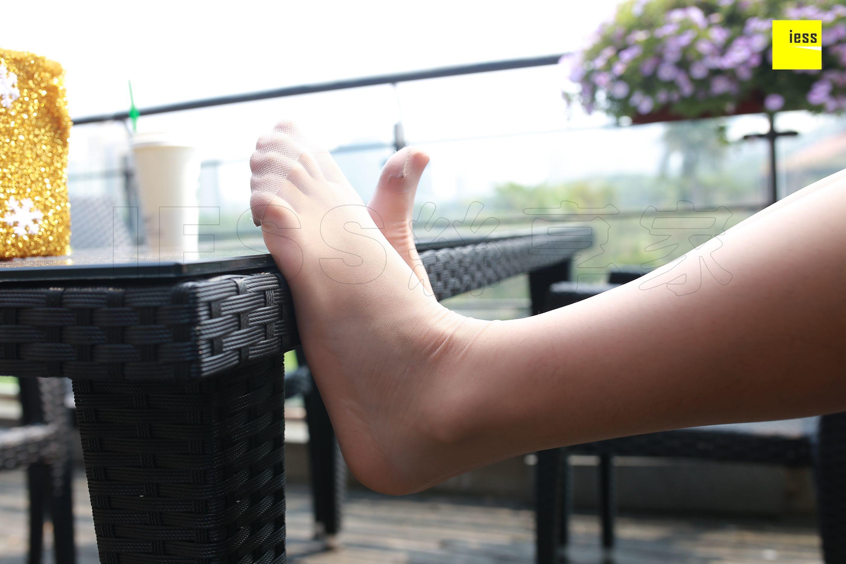 IESS异思趣向  2018.06.01 丝享家245：《酒窝妹妹的灰丝》木木