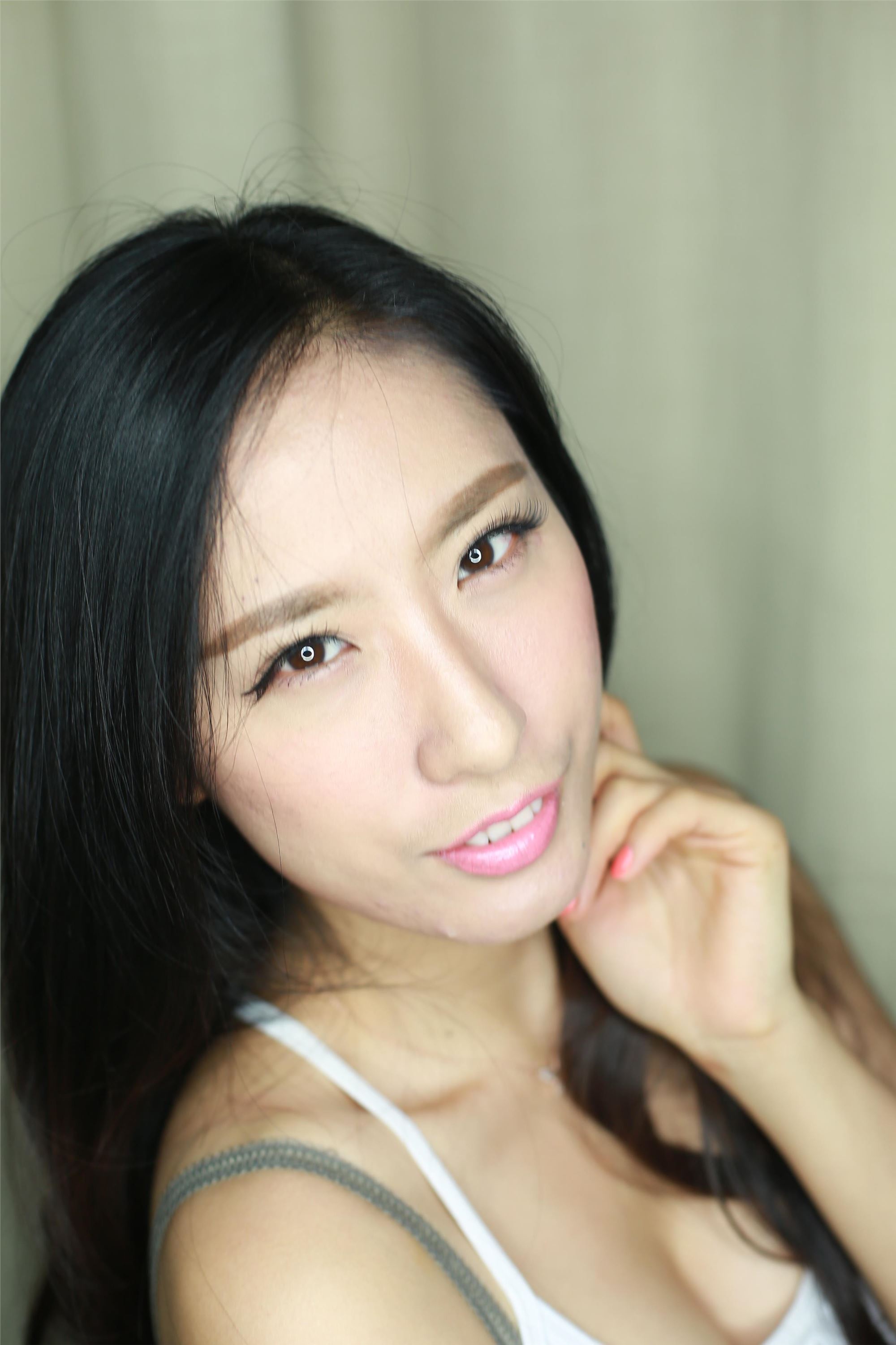 希威社国模写真 VIP收费套图 莉莉.2014.09.03(N)