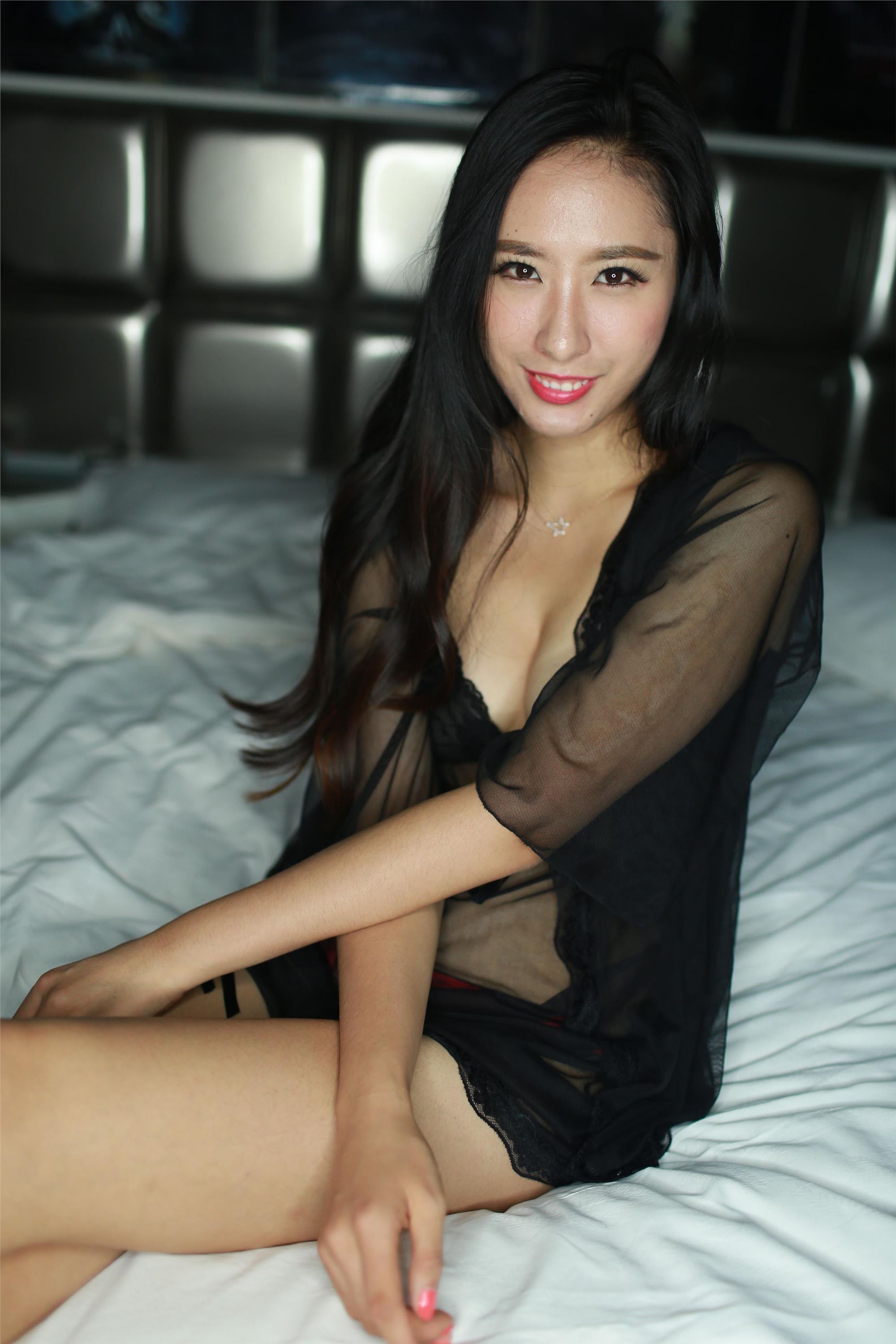 希威社国模写真 VIP收费套图 莉莉.2014.09.03(N)2