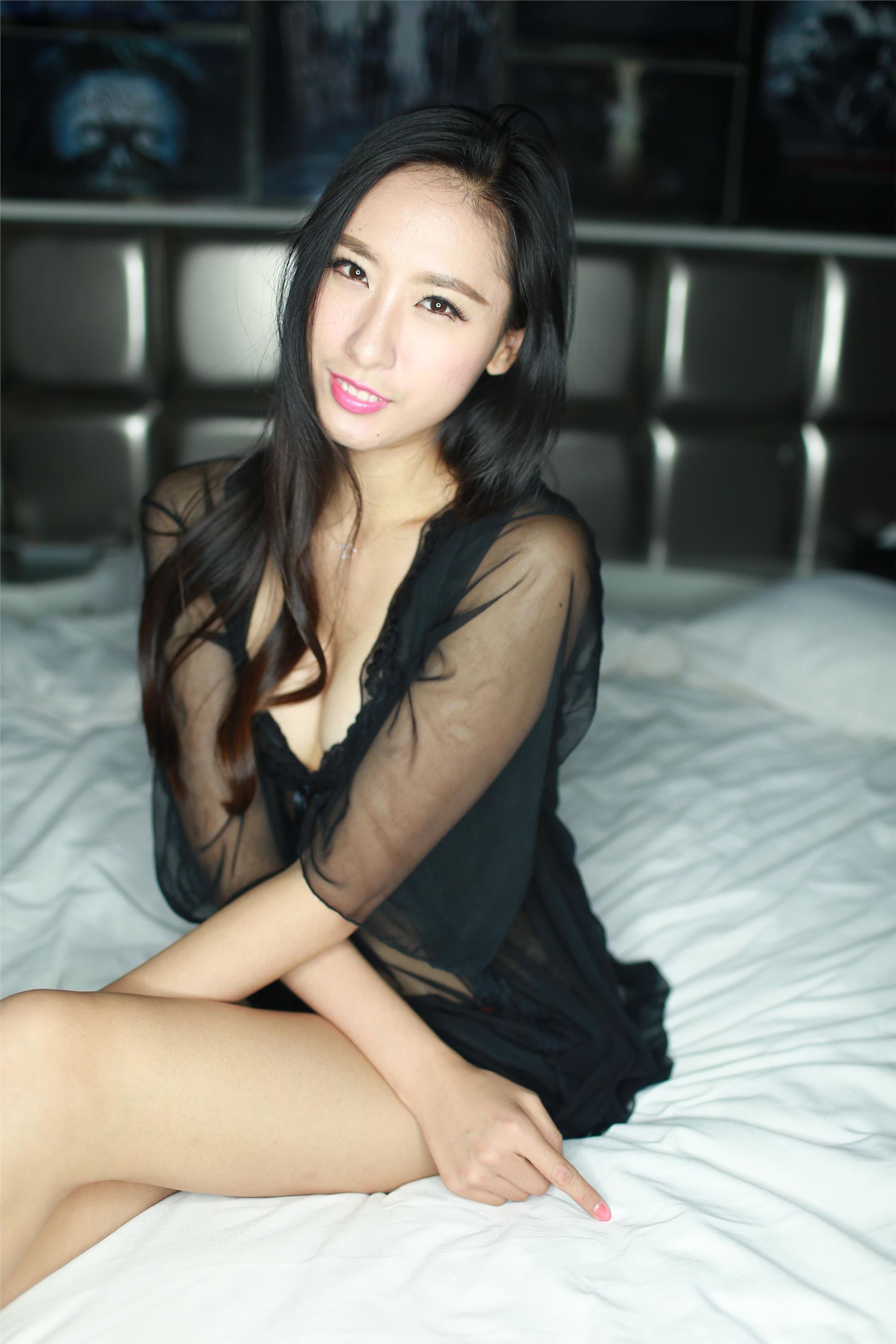 希威社国模写真 VIP收费套图 莉莉.2014.09.03(N)2