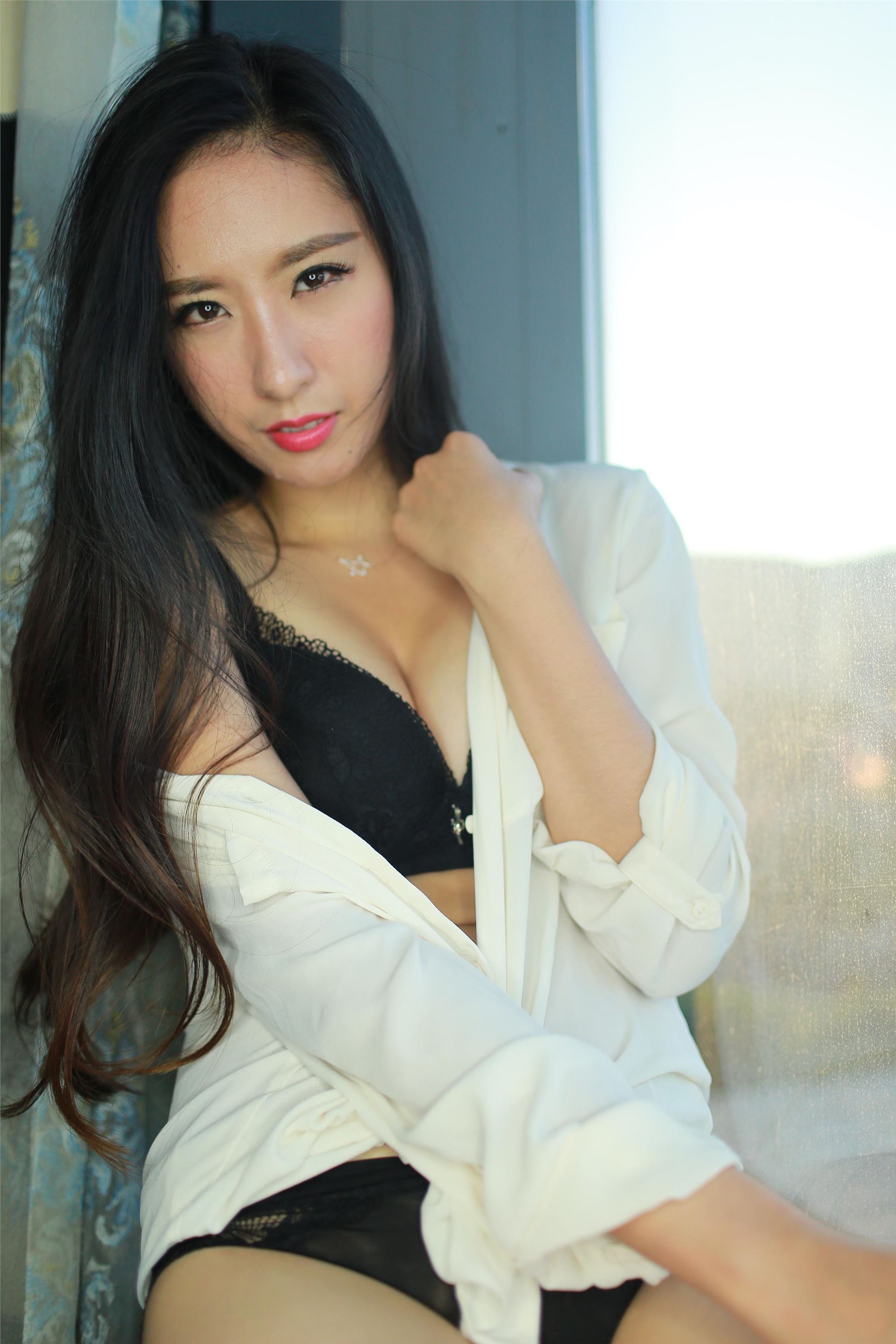 希威社国模写真 VIP收费套图 莉莉.2014.09.03(N)2