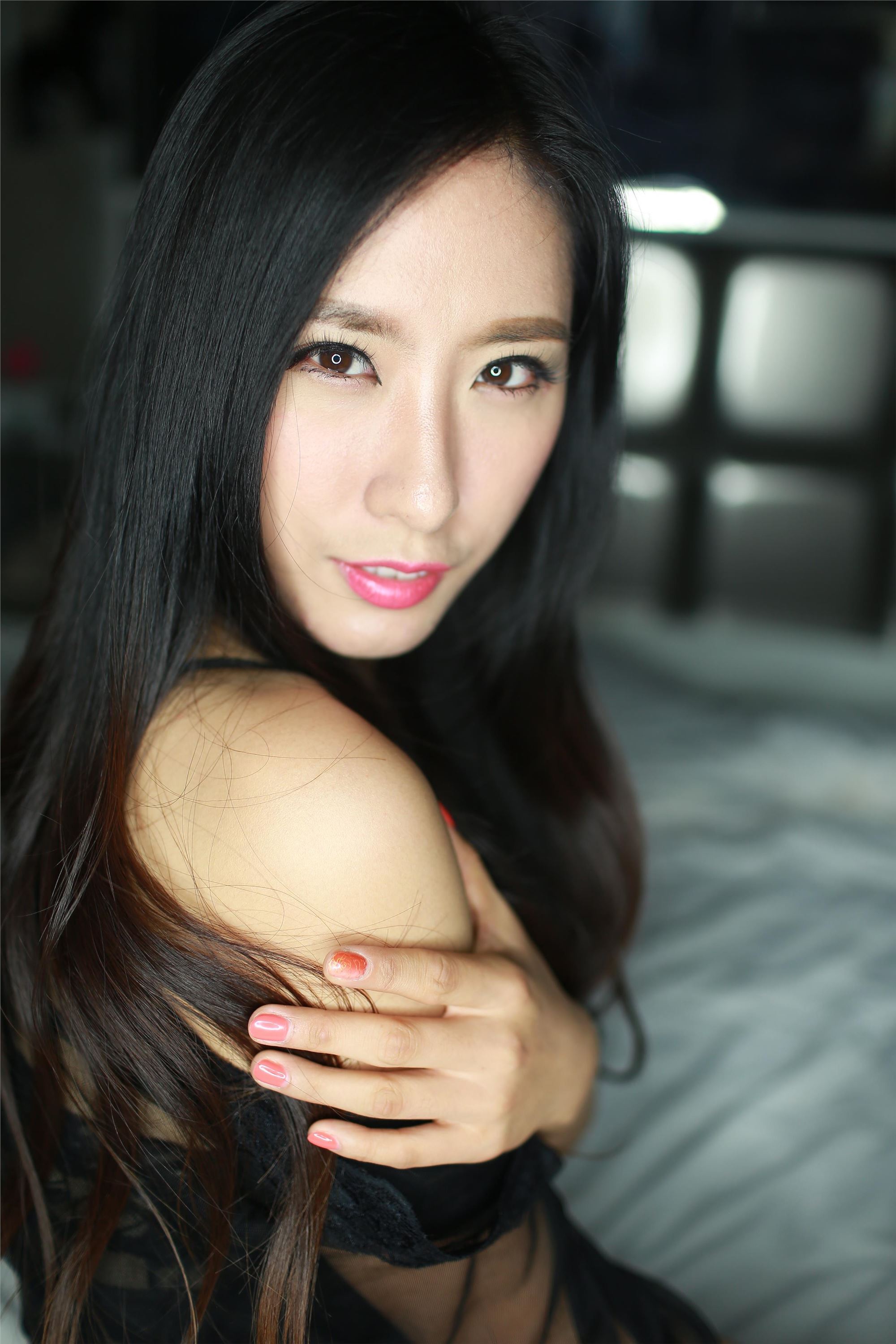 希威社国模写真 VIP收费套图 莉莉.2014.09.03(N)2