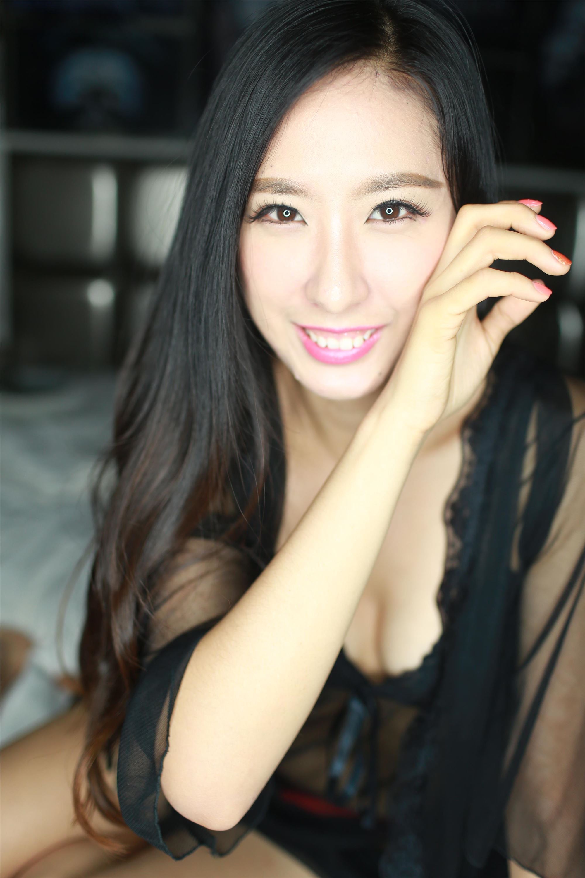 希威社国模写真 VIP收费套图 莉莉.2014.09.03(N)2