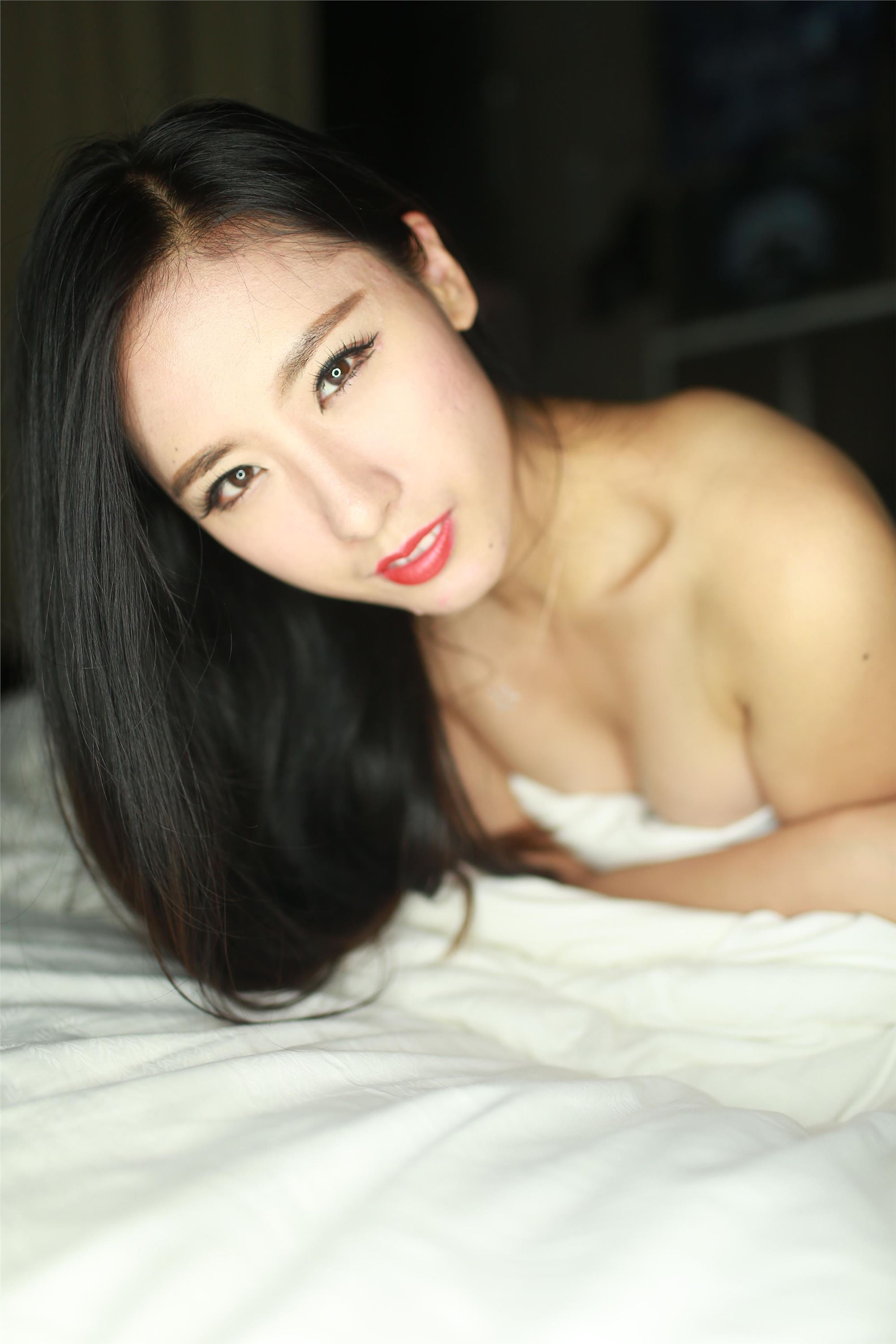 希威社国模写真 VIP收费套图 莉莉.2014.09.03(N)3