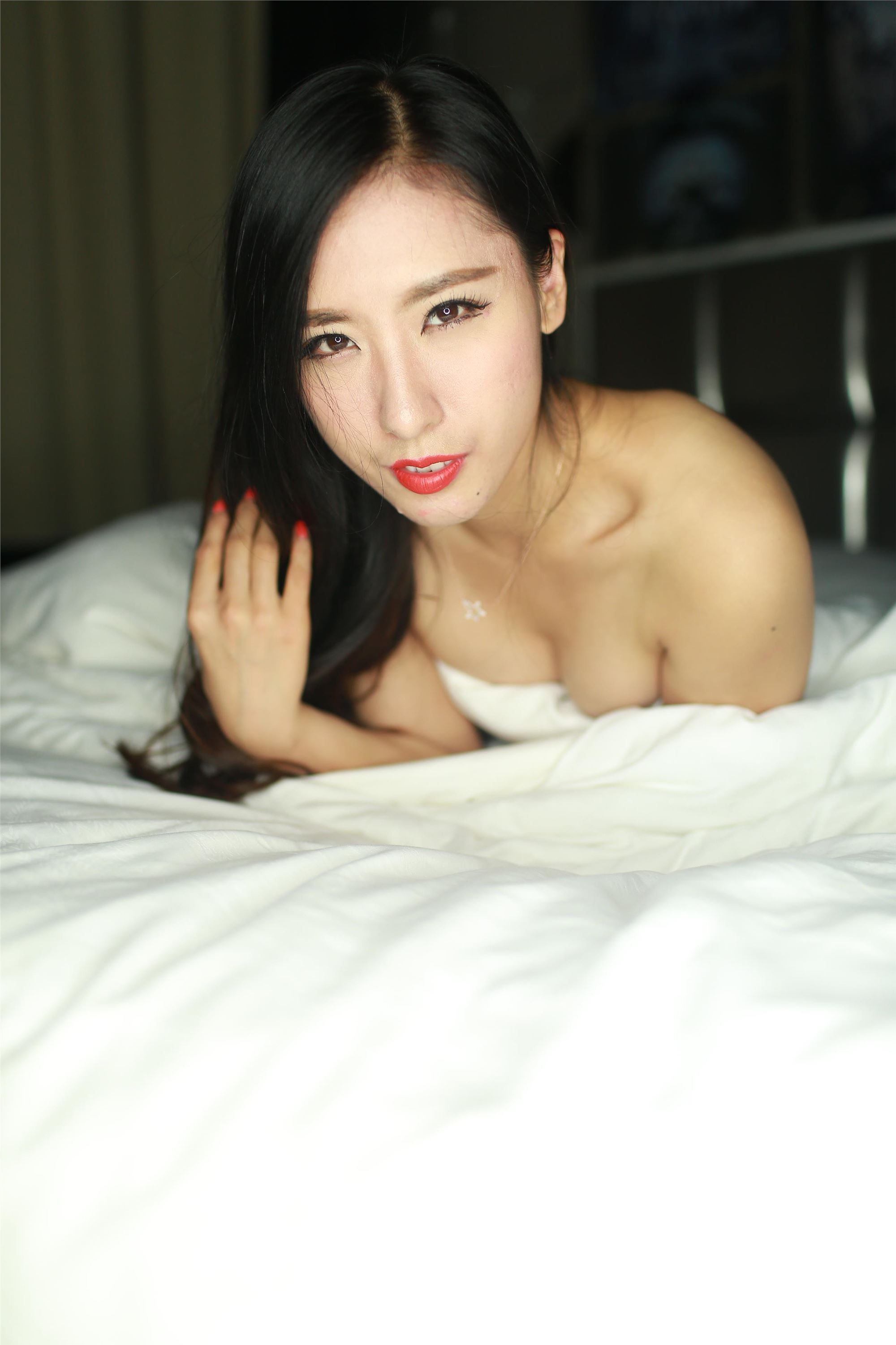 希威社国模写真 VIP收费套图 莉莉.2014.09.03(N)3