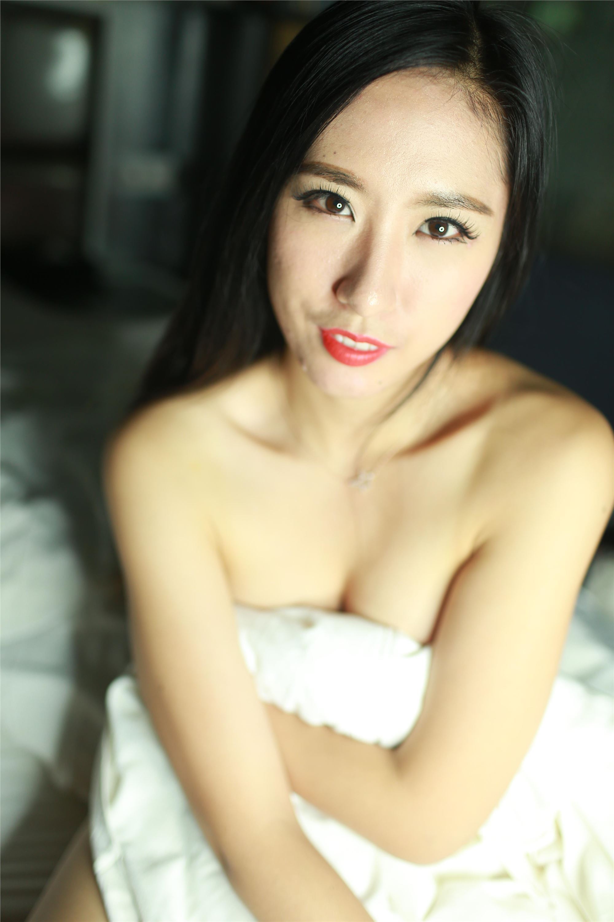 希威社国模写真 VIP收费套图 莉莉.2014.09.03(N)3