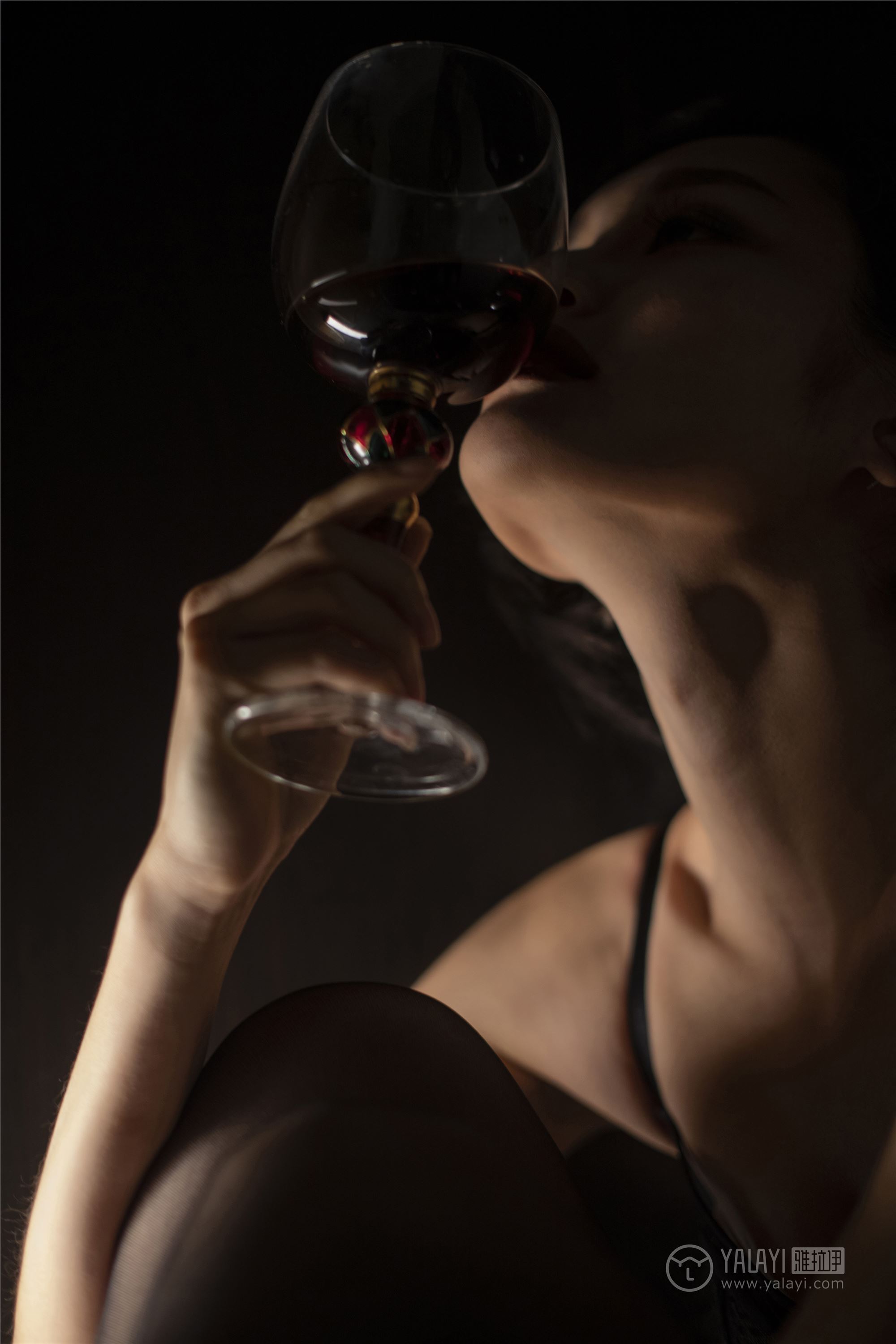 YALAYI雅拉伊 2019.02.26 No.196 瘾 王艺颖