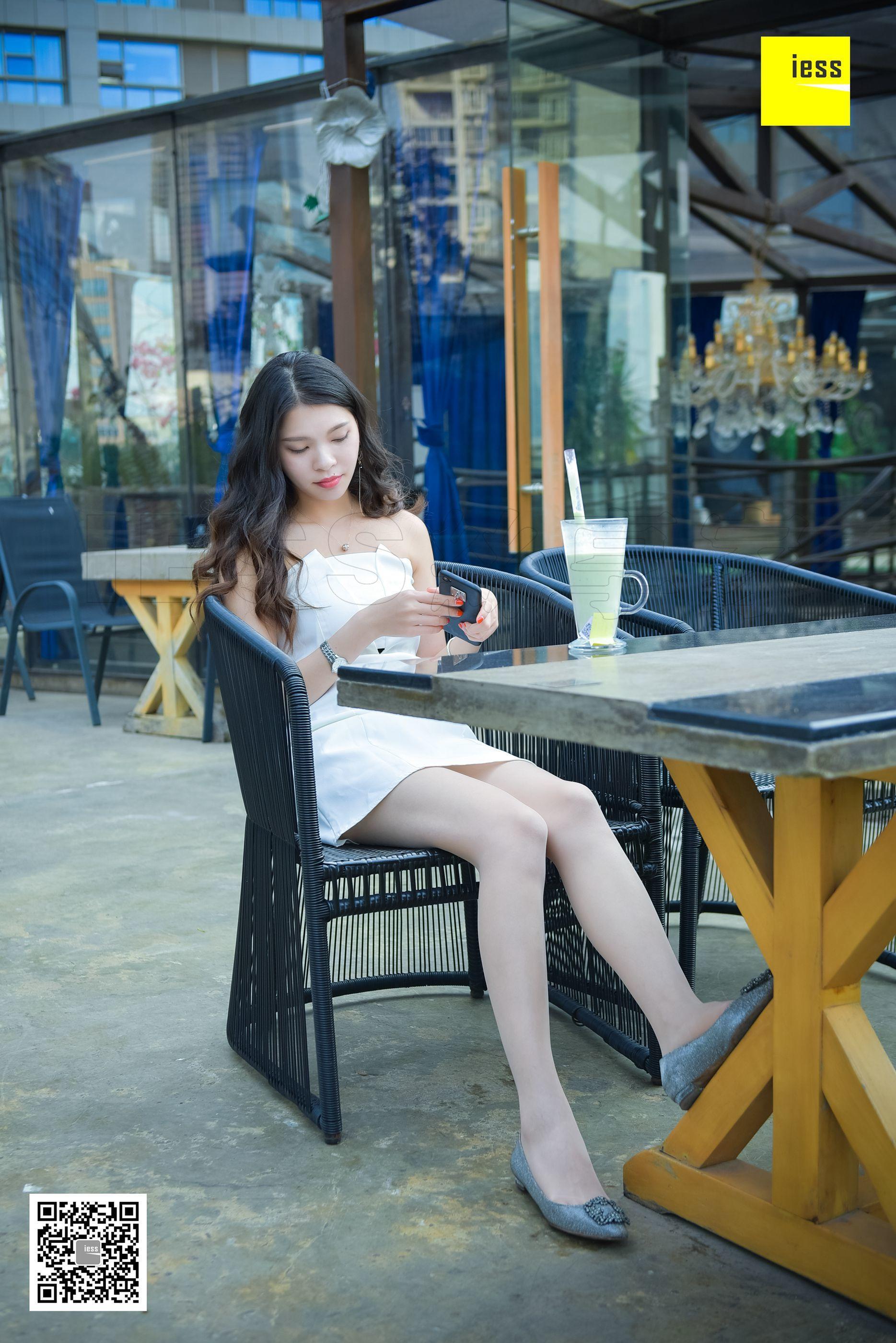 IESS异思趣向  2018.06.20 丝享家258：《银色平底鞋肉丝》七七