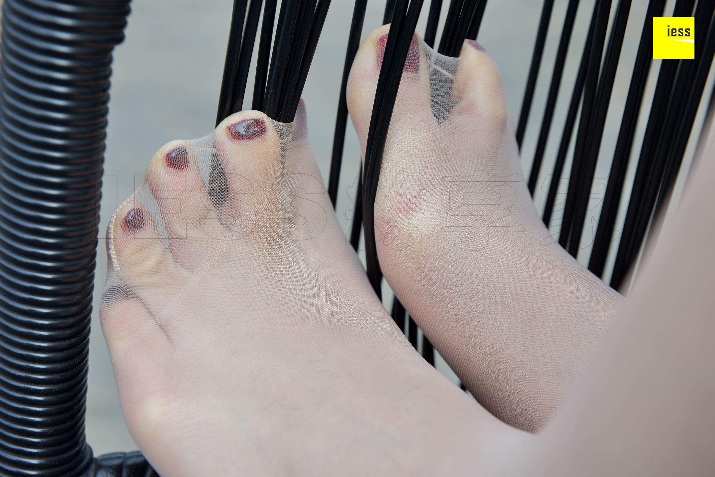 IESS异思趣向  2018.06.20 丝享家258：《银色平底鞋肉丝》七七