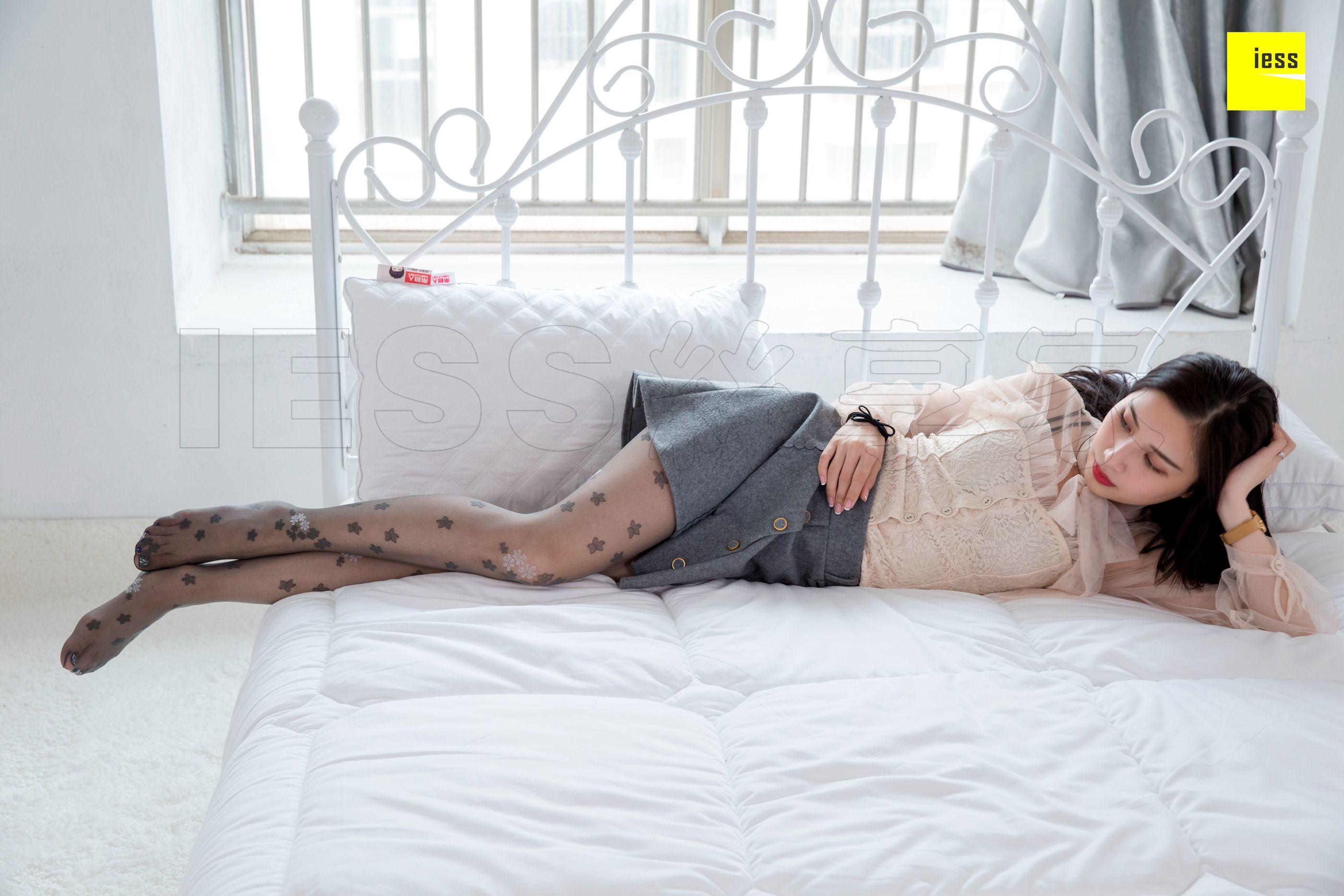 IESS异思趣向  2018.06.21 丝享家259：《辣妈花朵灰丝》辣妈（君君）