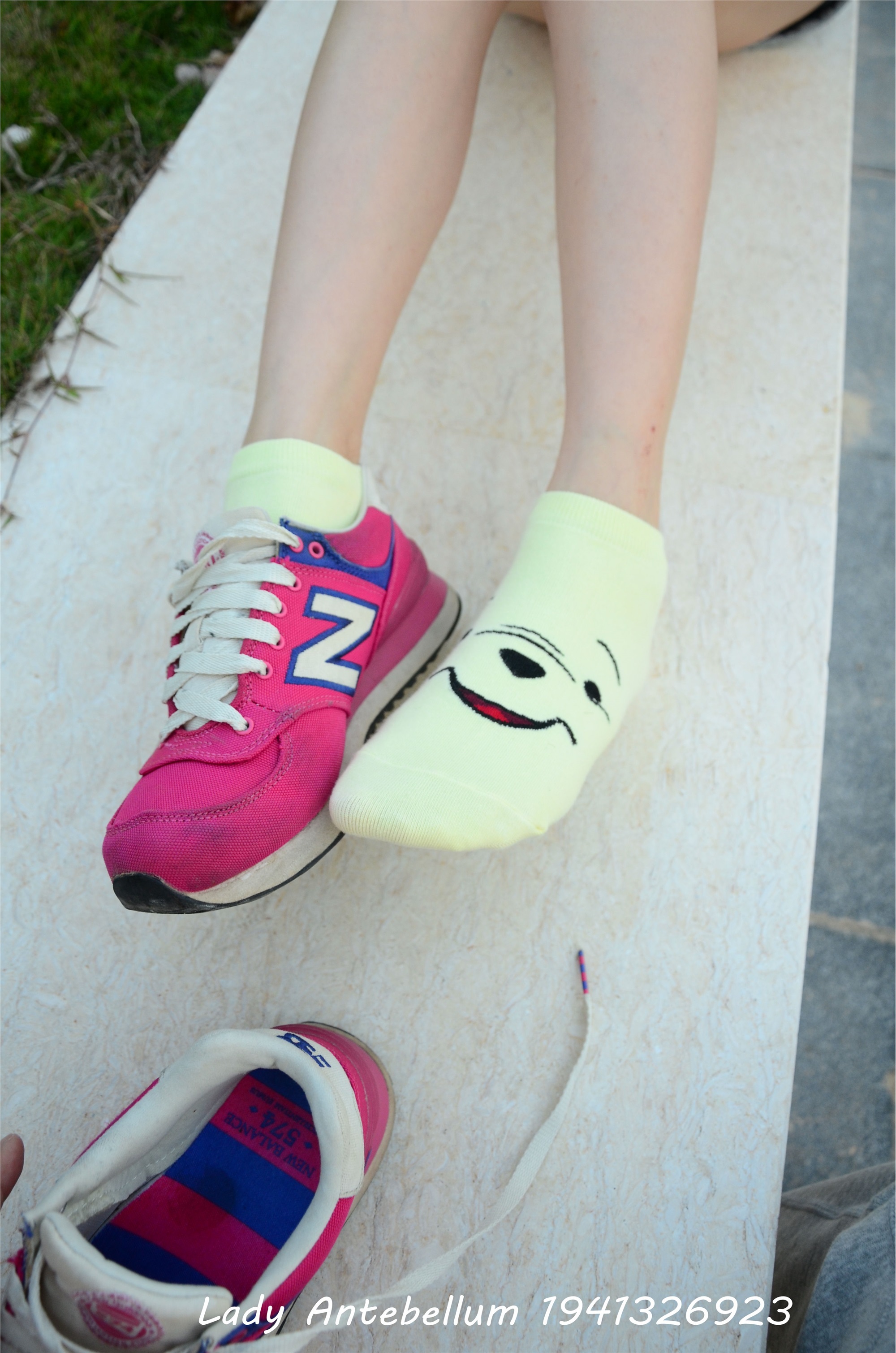 战前女神  恋足美腿棉袜女神级摄影套图 060