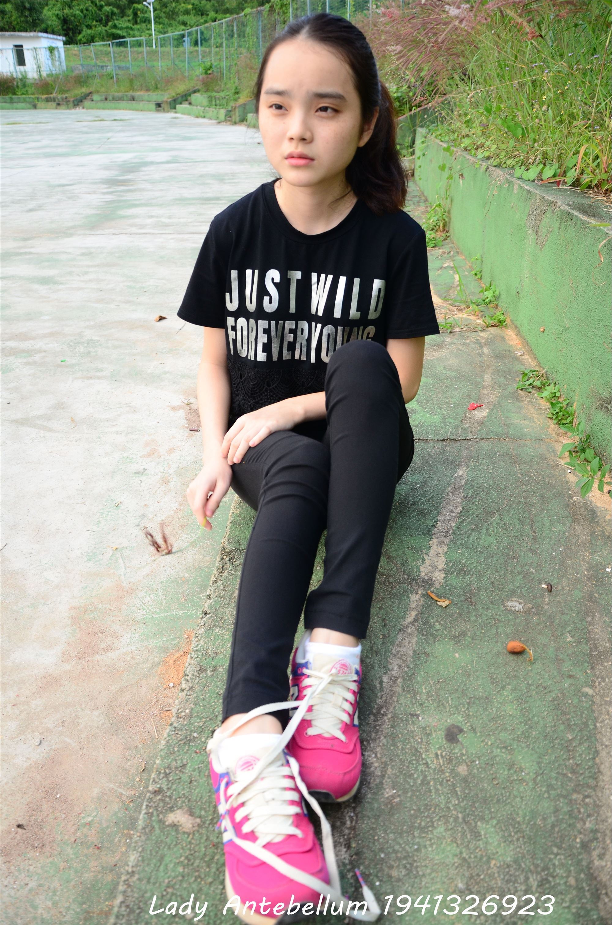 战前女神  恋足美腿棉袜女神级摄影套图 062