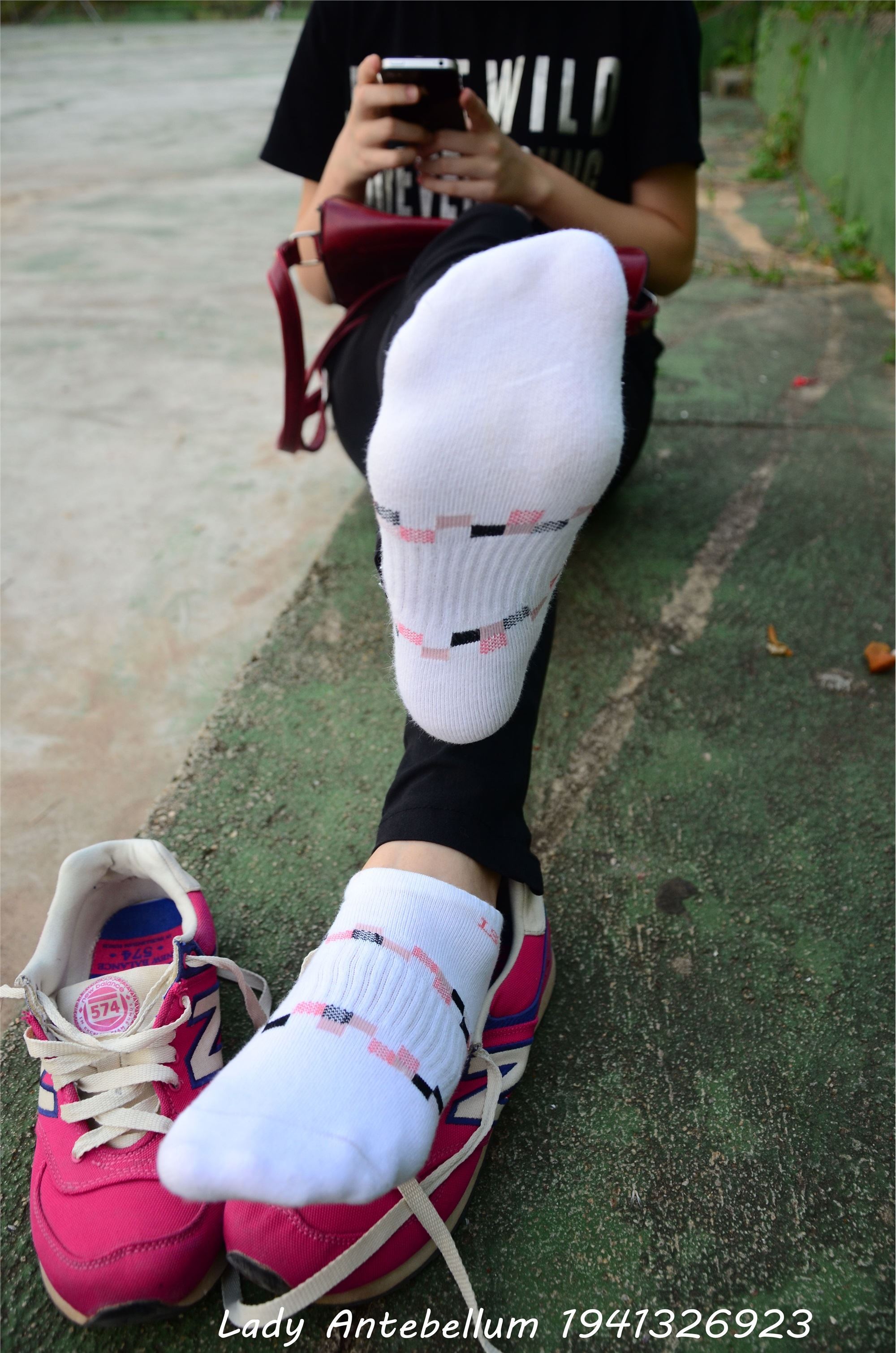 战前女神  恋足美腿棉袜女神级摄影套图 062