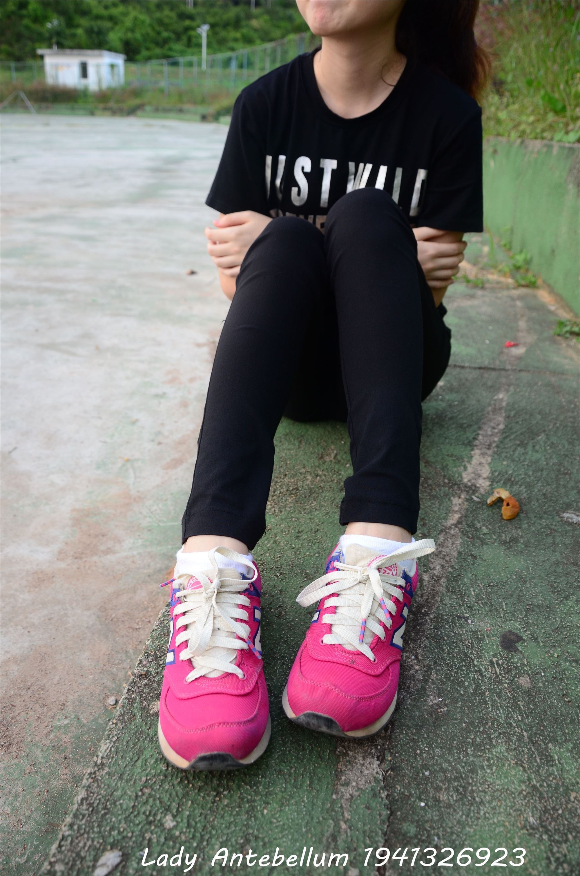 战前女神  恋足美腿棉袜女神级摄影套图 062