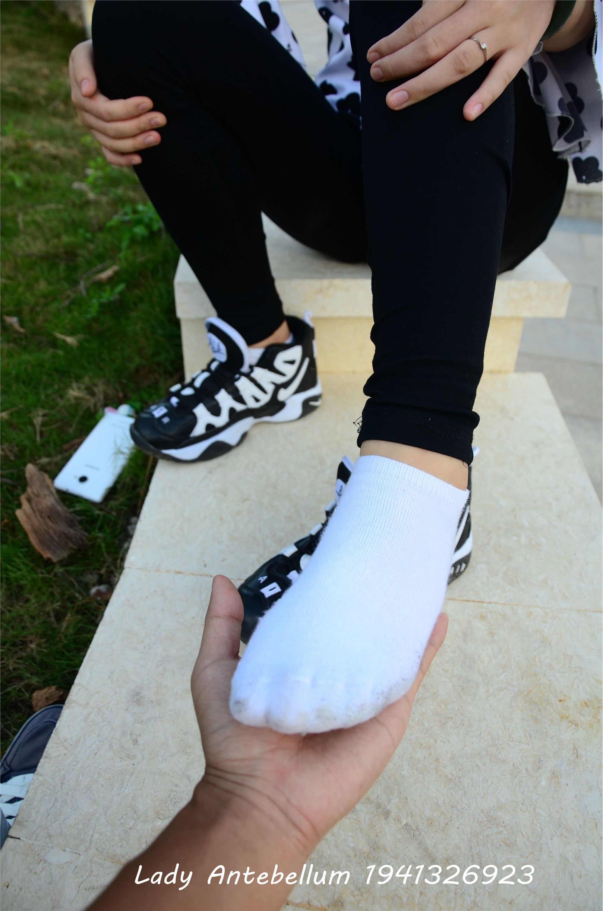 战前女神  恋足美腿棉袜女神级摄影套图 063