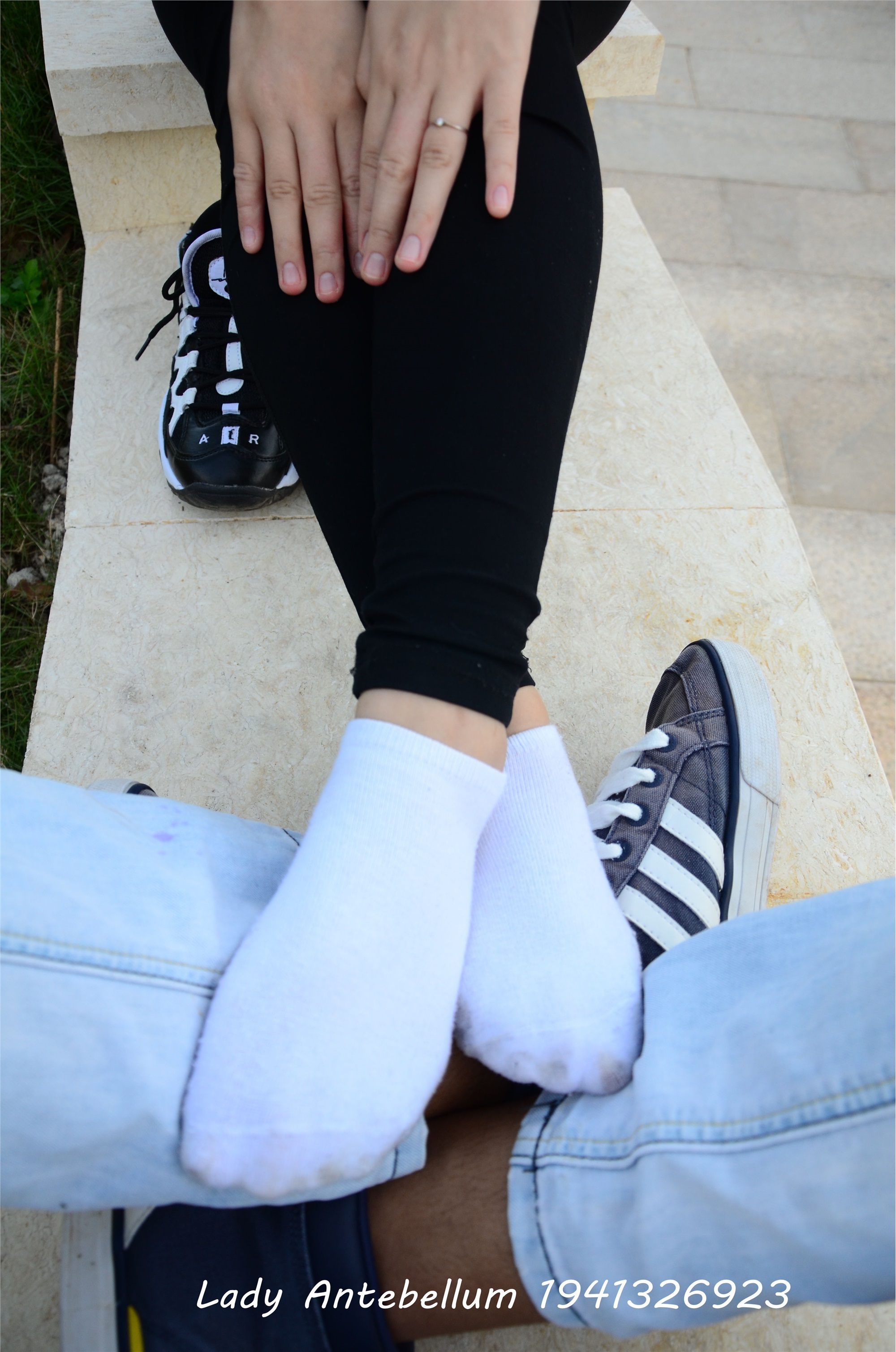 战前女神  恋足美腿棉袜女神级摄影套图 063