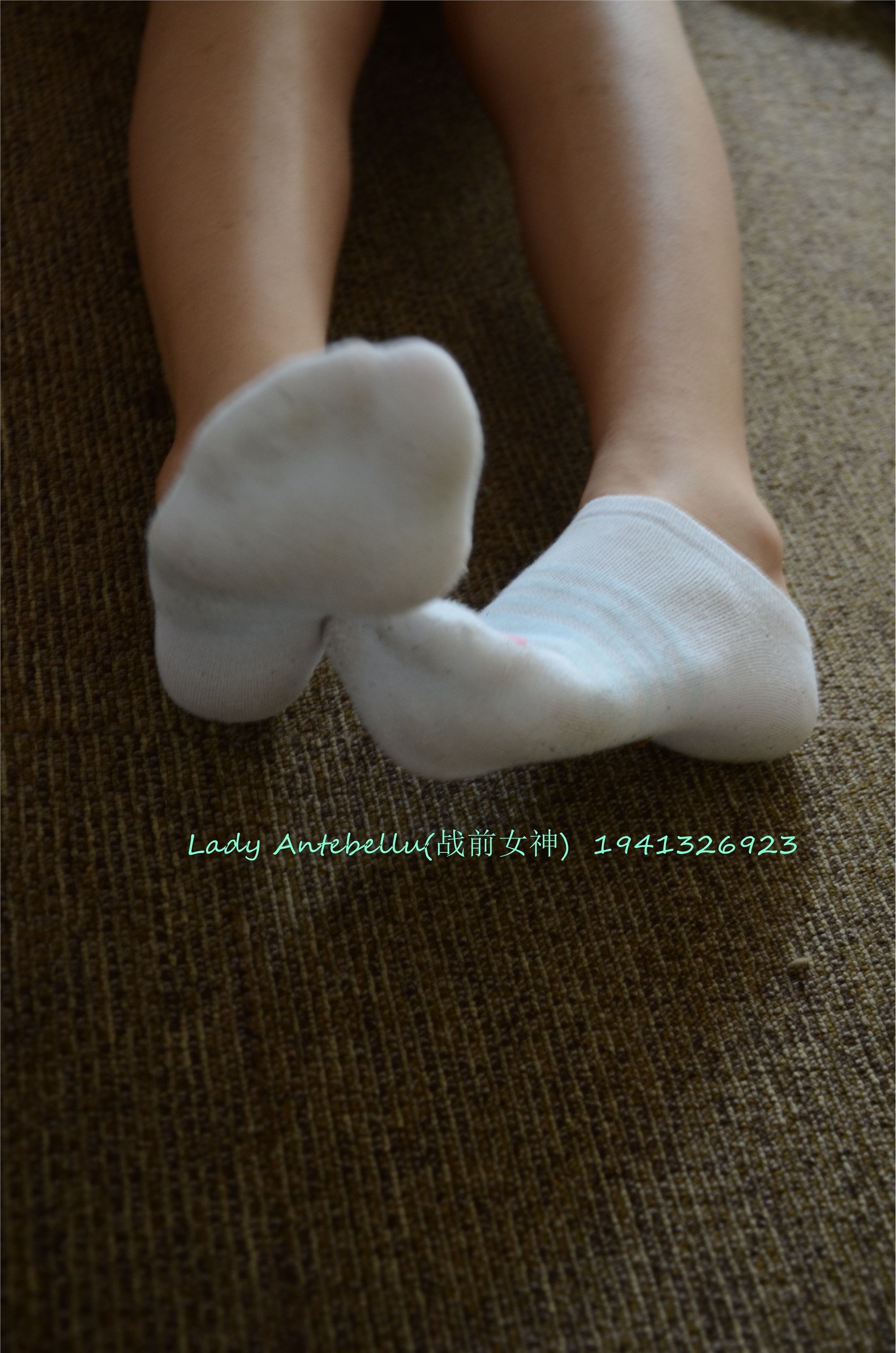 战前女神  恋足美腿棉袜女神级摄影套图 064