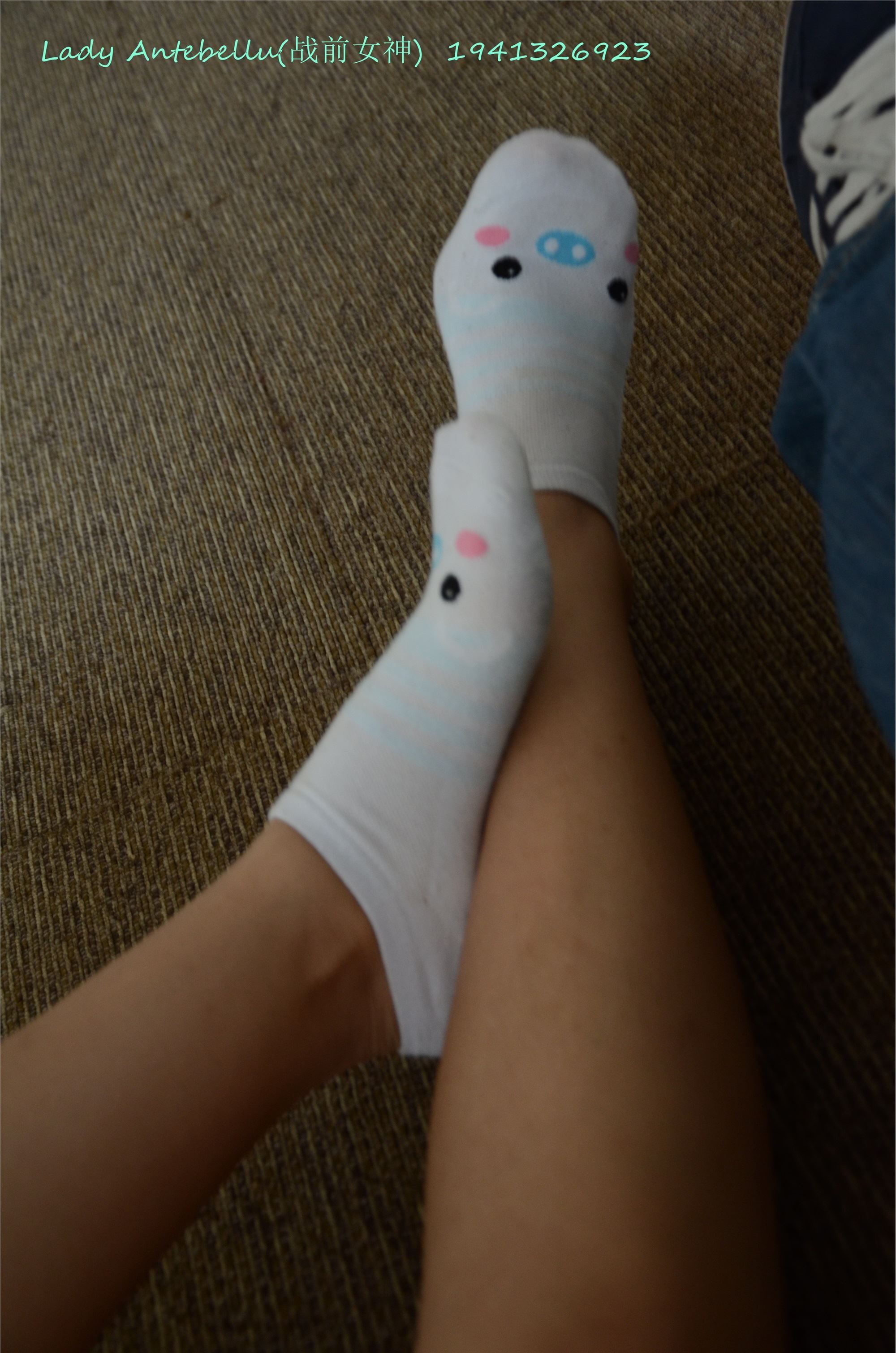 战前女神  恋足美腿棉袜女神级摄影套图 064